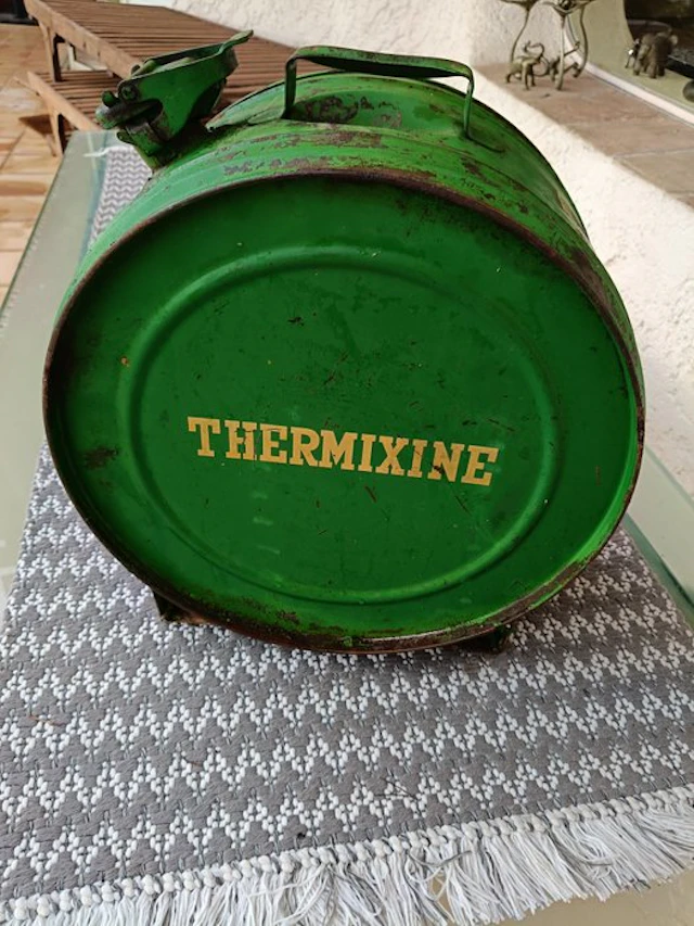 Oil can - Metal - Bp oil can - THERMIXINE