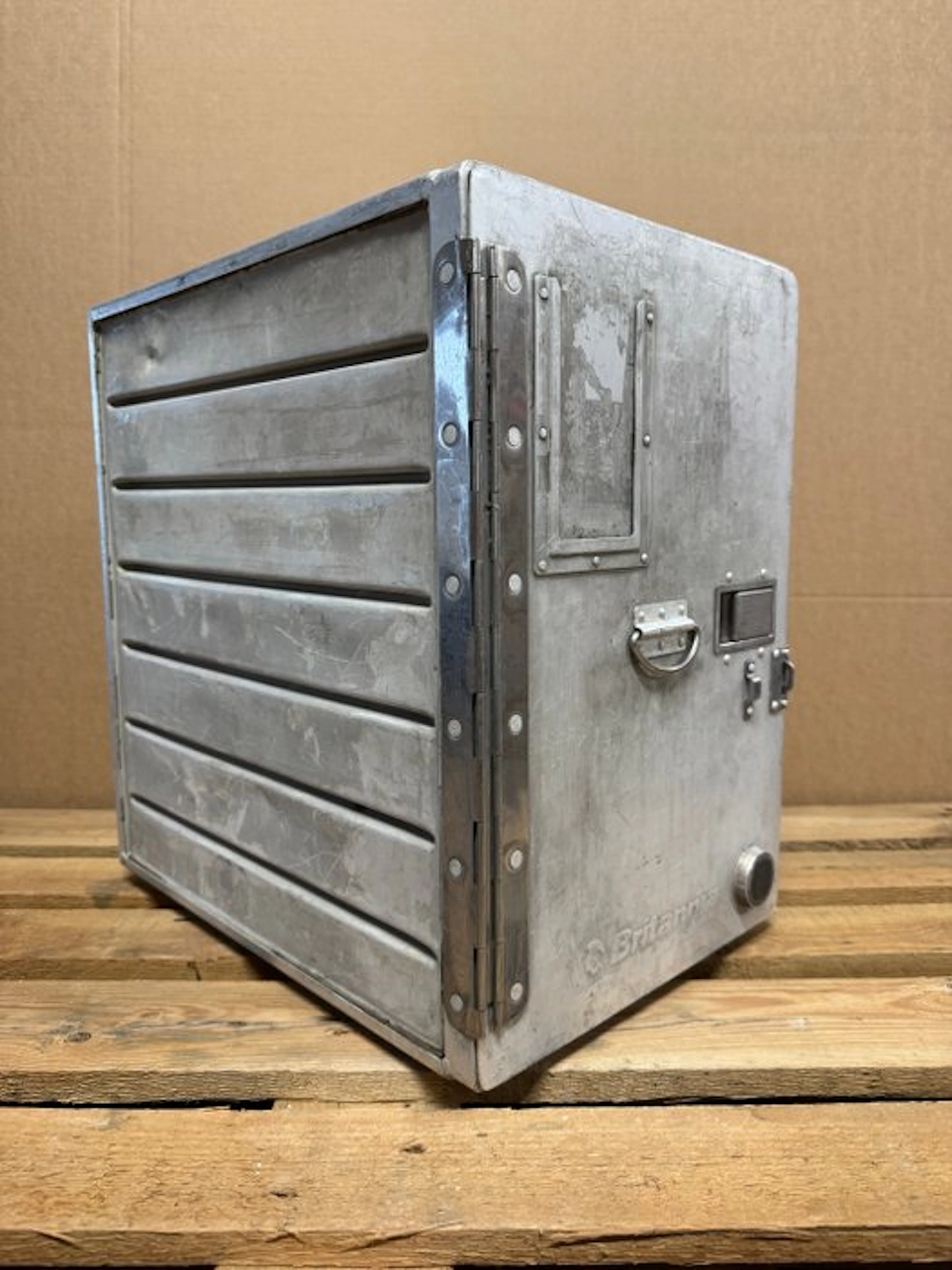 Driessen Aviation - Trolley - Britannia Airways - Aluminium