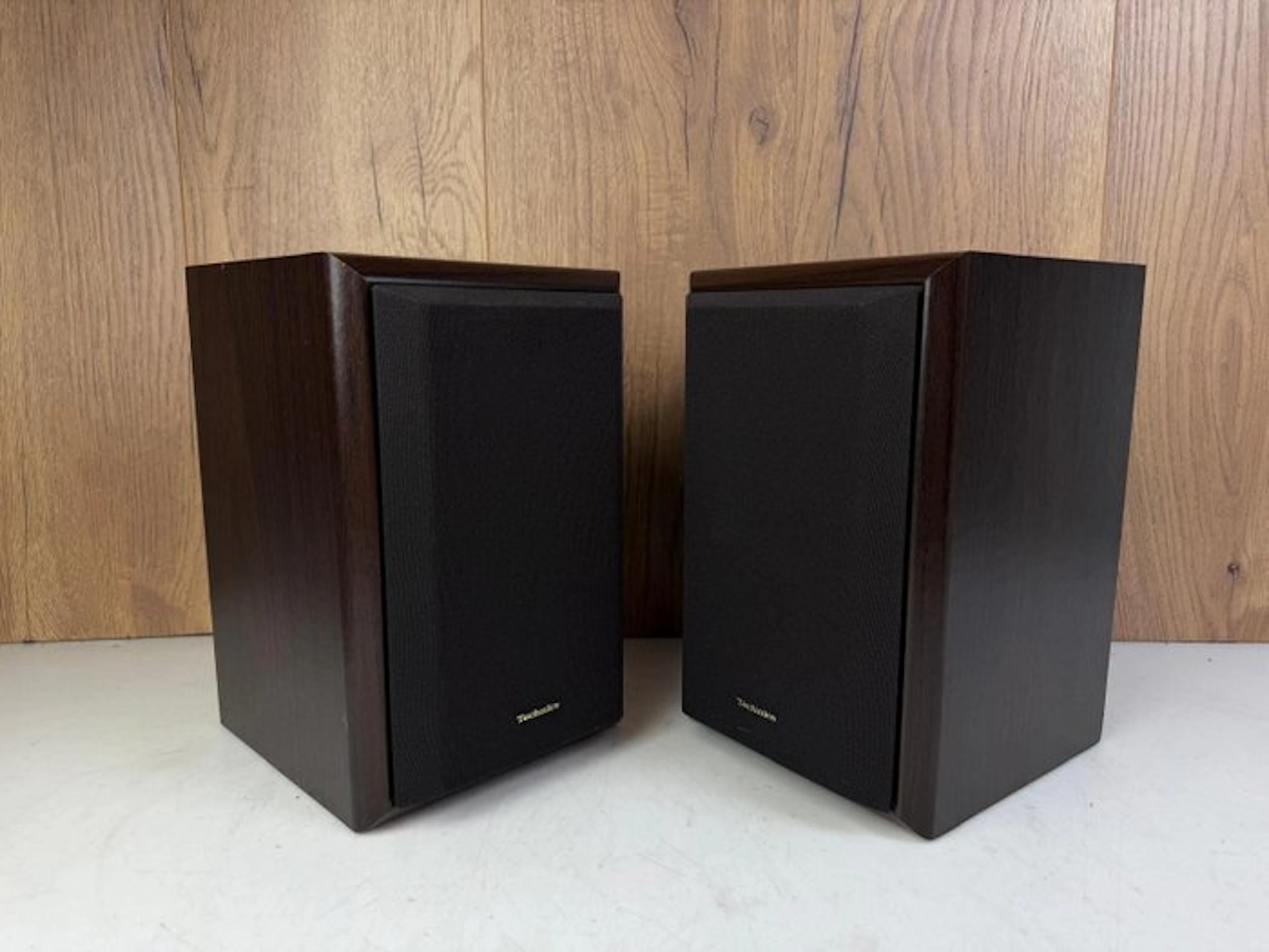 Technics - SB-HD50A Matching Pair Speaker set