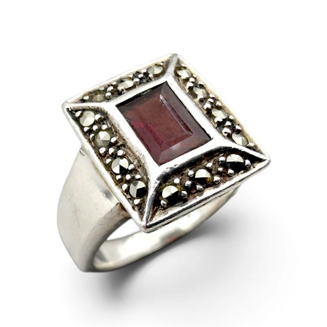 No reserve price - Ring Silver - Garnet - Art Deco Revival