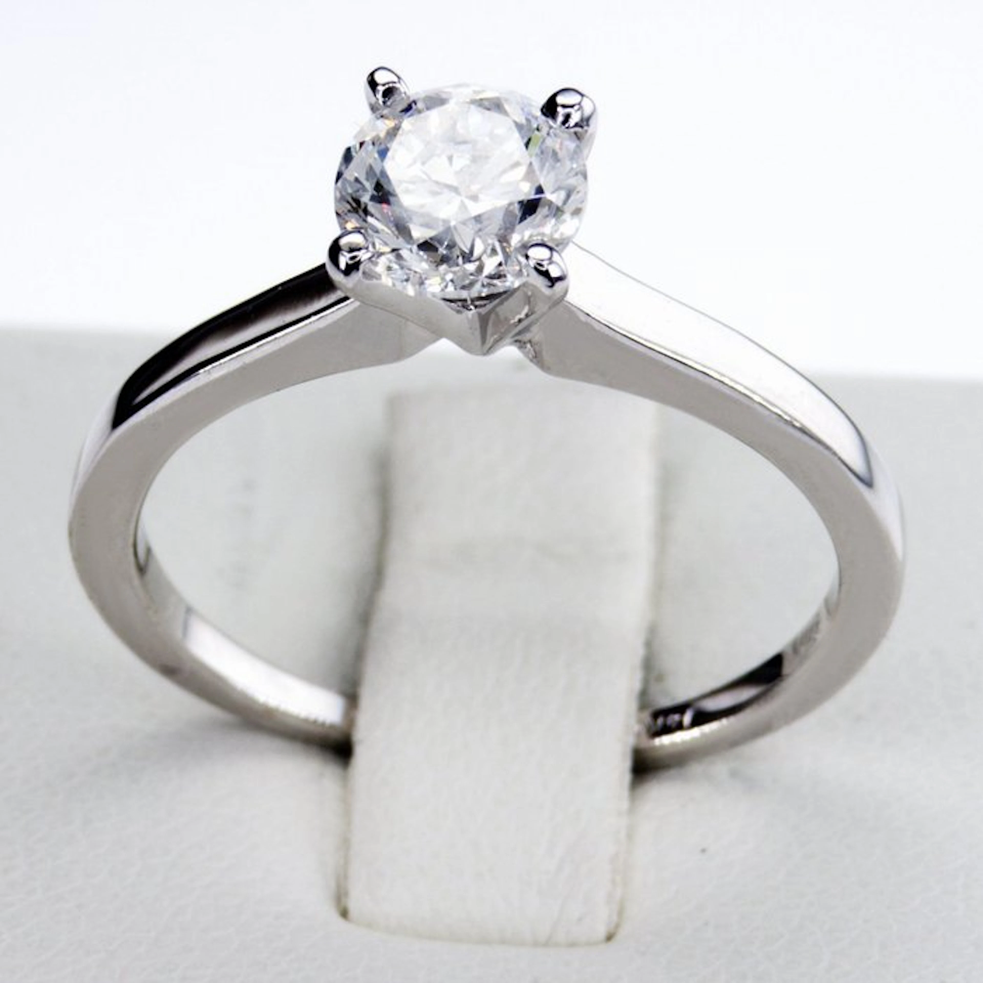 Engagement ring - 14 kt. White gold Diamond (Natural)
