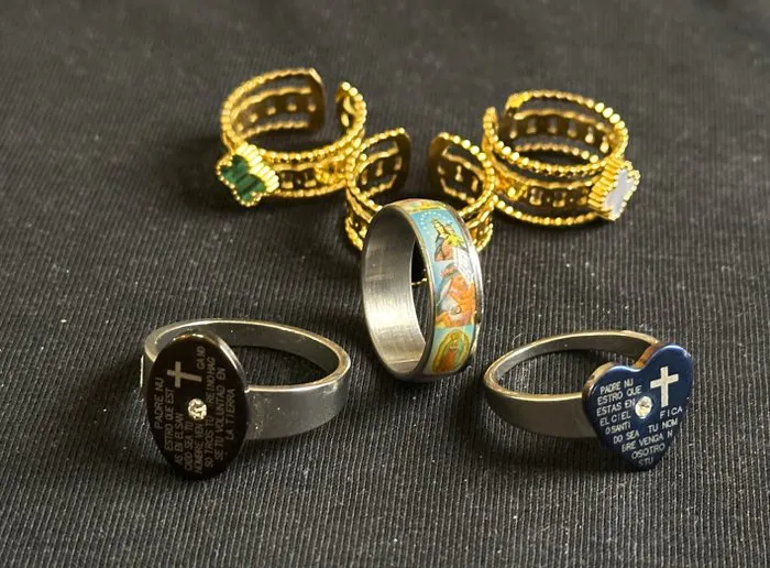 6 religious rings with Catholic cross and saints - Ring ...