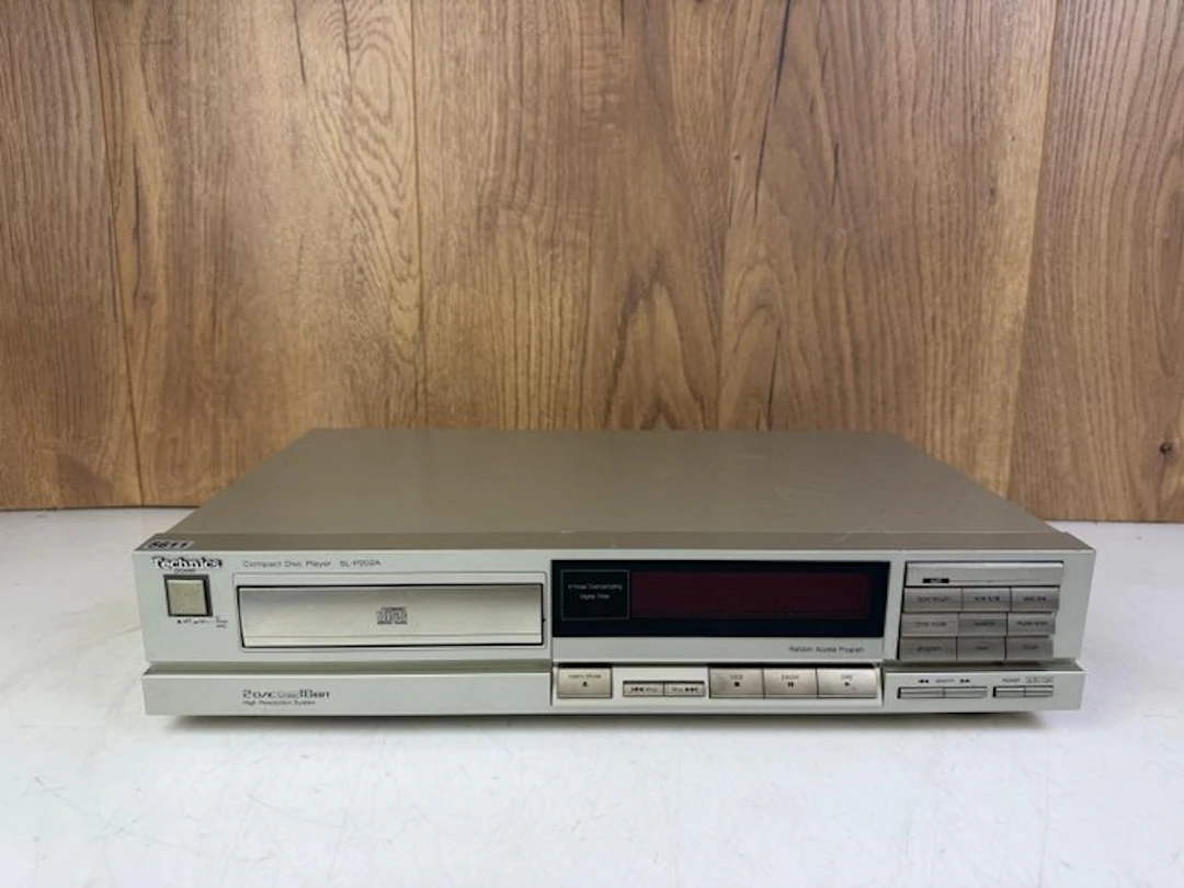 Technics - SL-P202A CD player