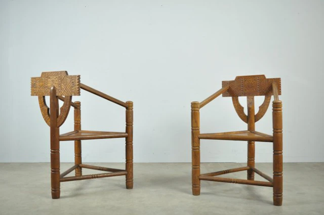 Chair - Oak - A couple of Swedish oak monk chairs.
