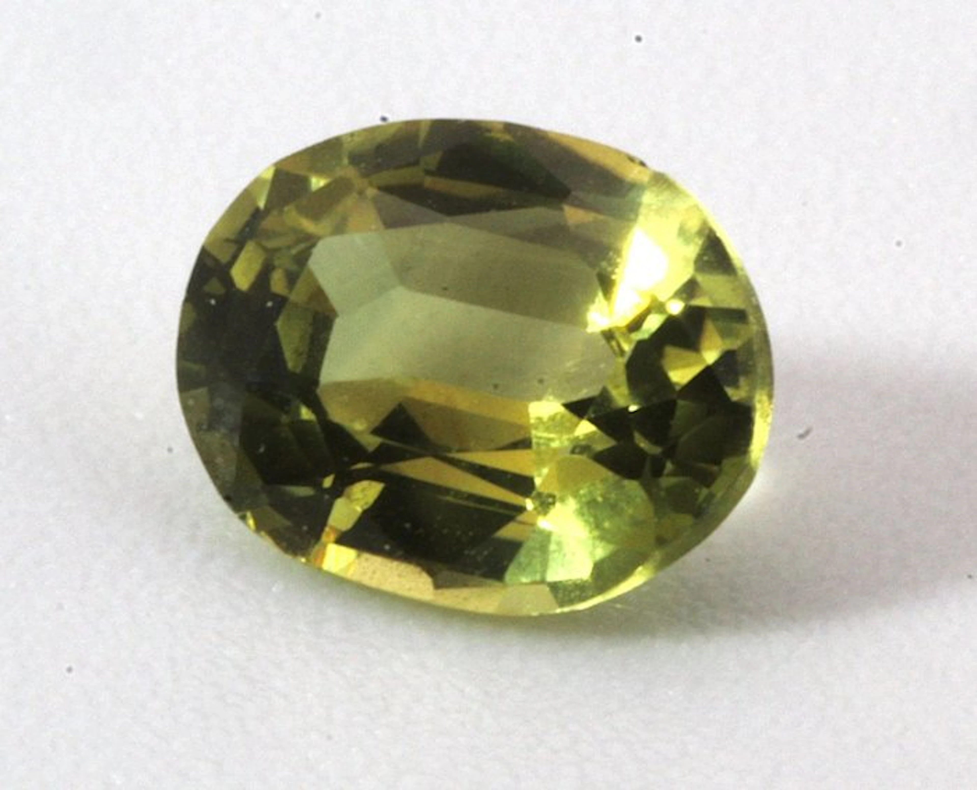 No reserve price - 1 pcs Green
