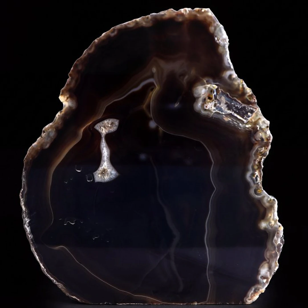 Black Agate - 17x14x4 cm - Geode- 0.95 kg