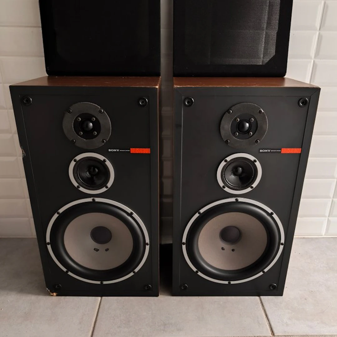 Sony - SS-2070 / 3-Way Floorstanding/Bookshelf Speaker set