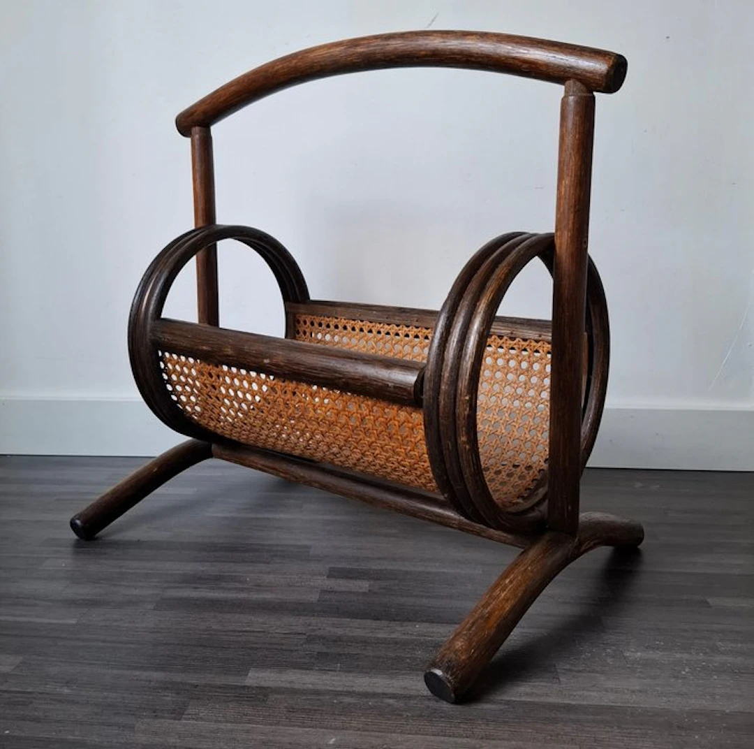 Magazine rack - Wood - Thonet-style rattan