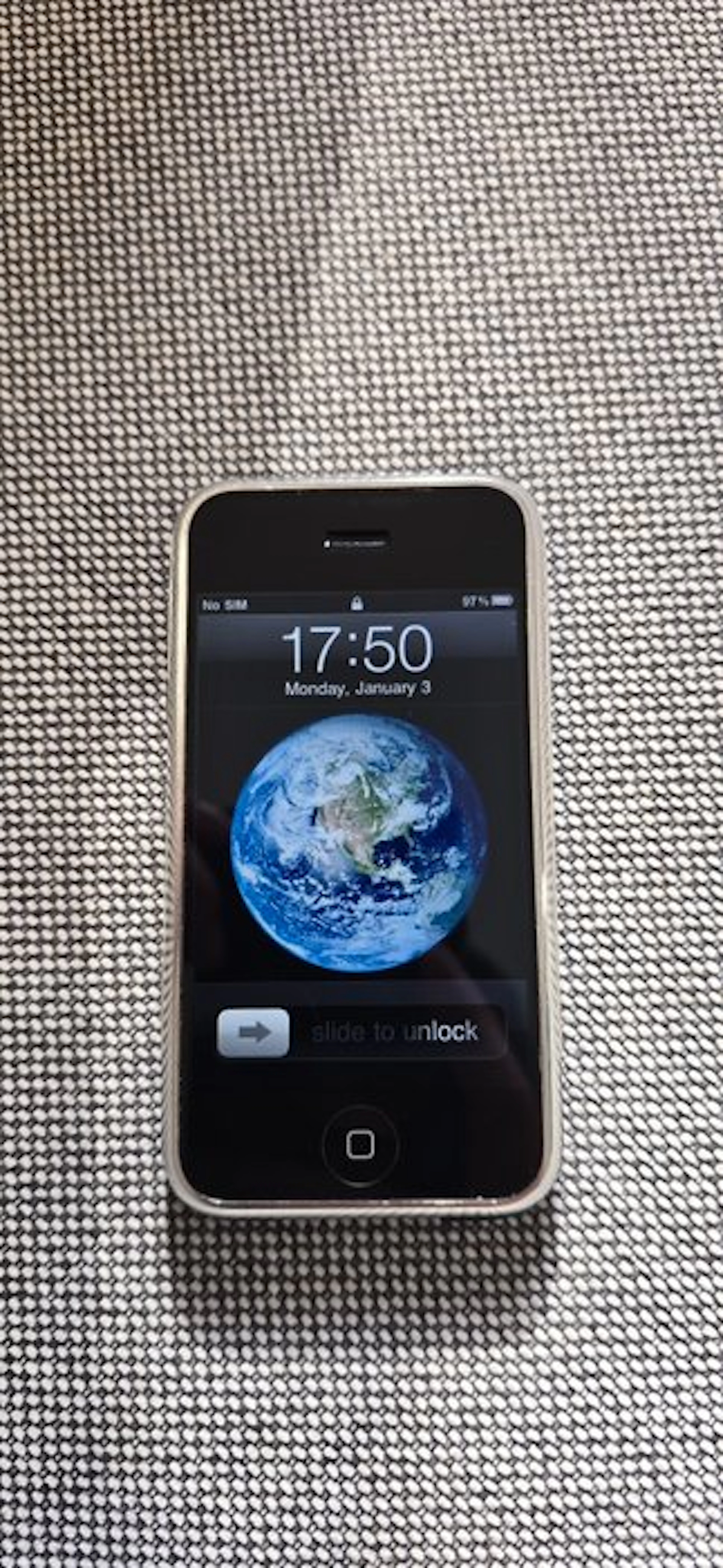 Apple iPhone 2G - Mobile phone