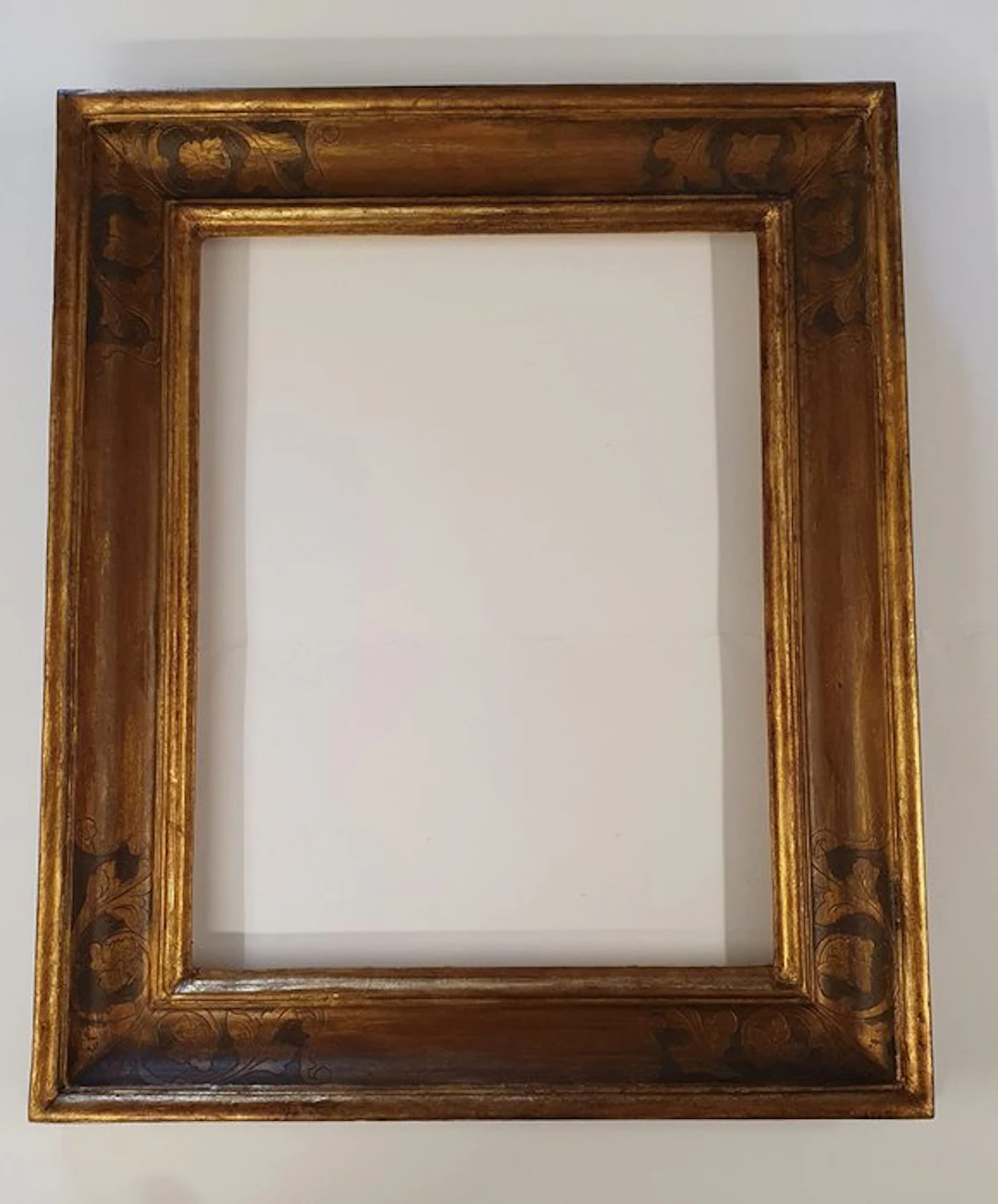 Frame - Wood - Blue lacquer gilt corners