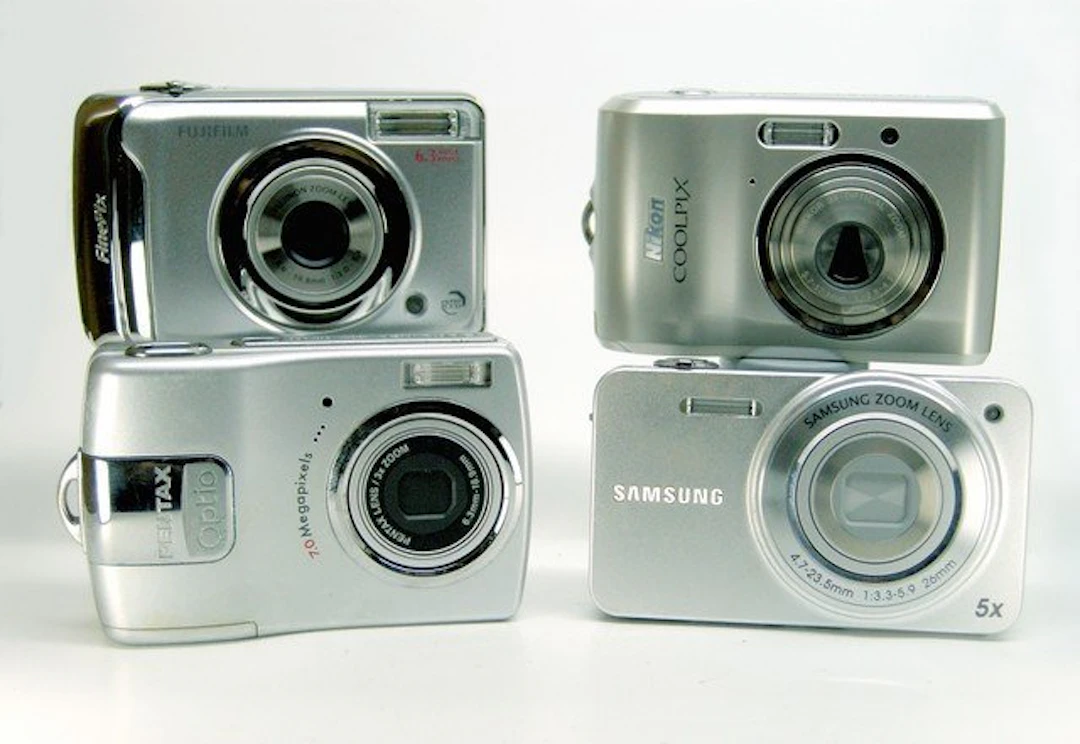 Pentax, Nikon