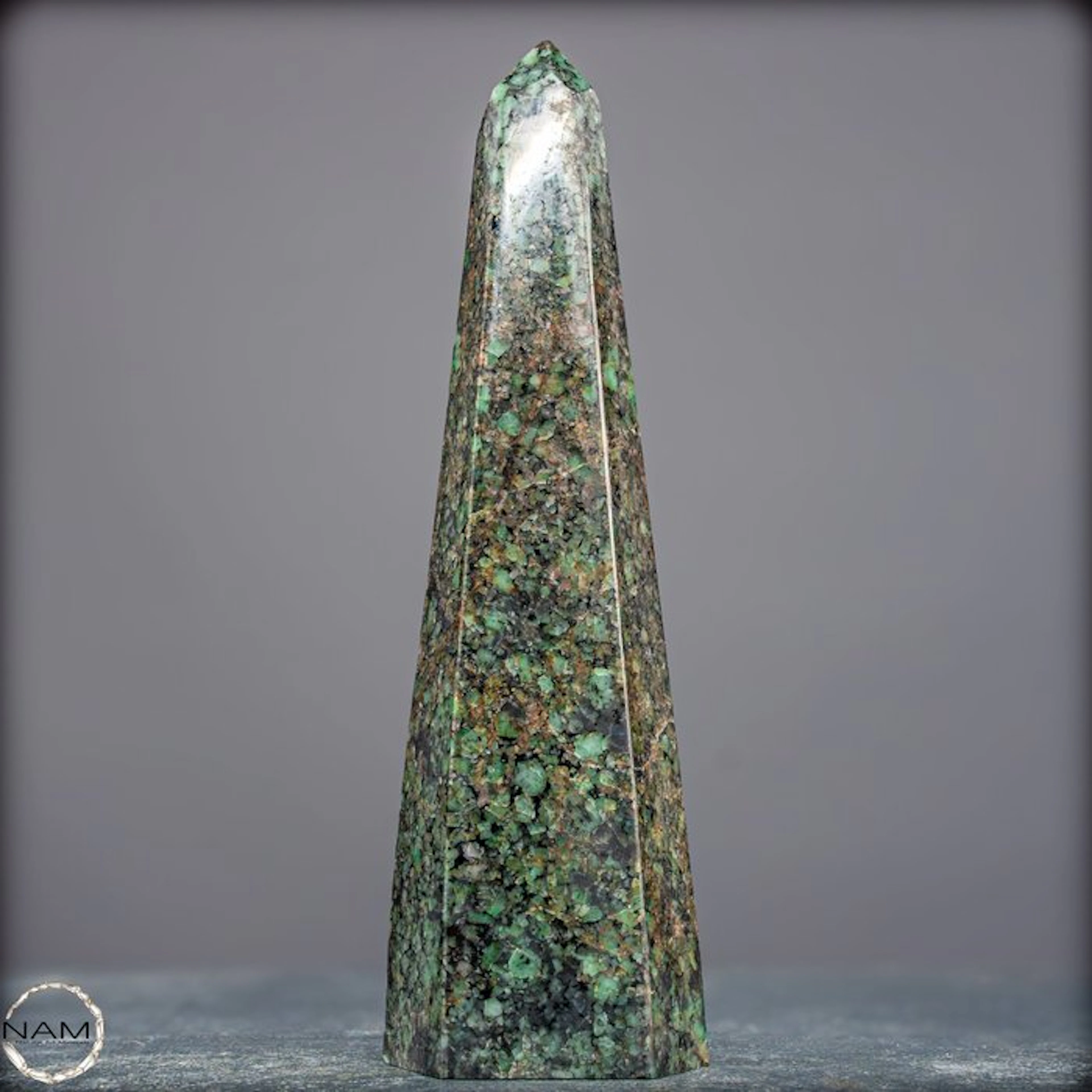 Majestic emerald obelisk from the legendary Muzo Mine – a...