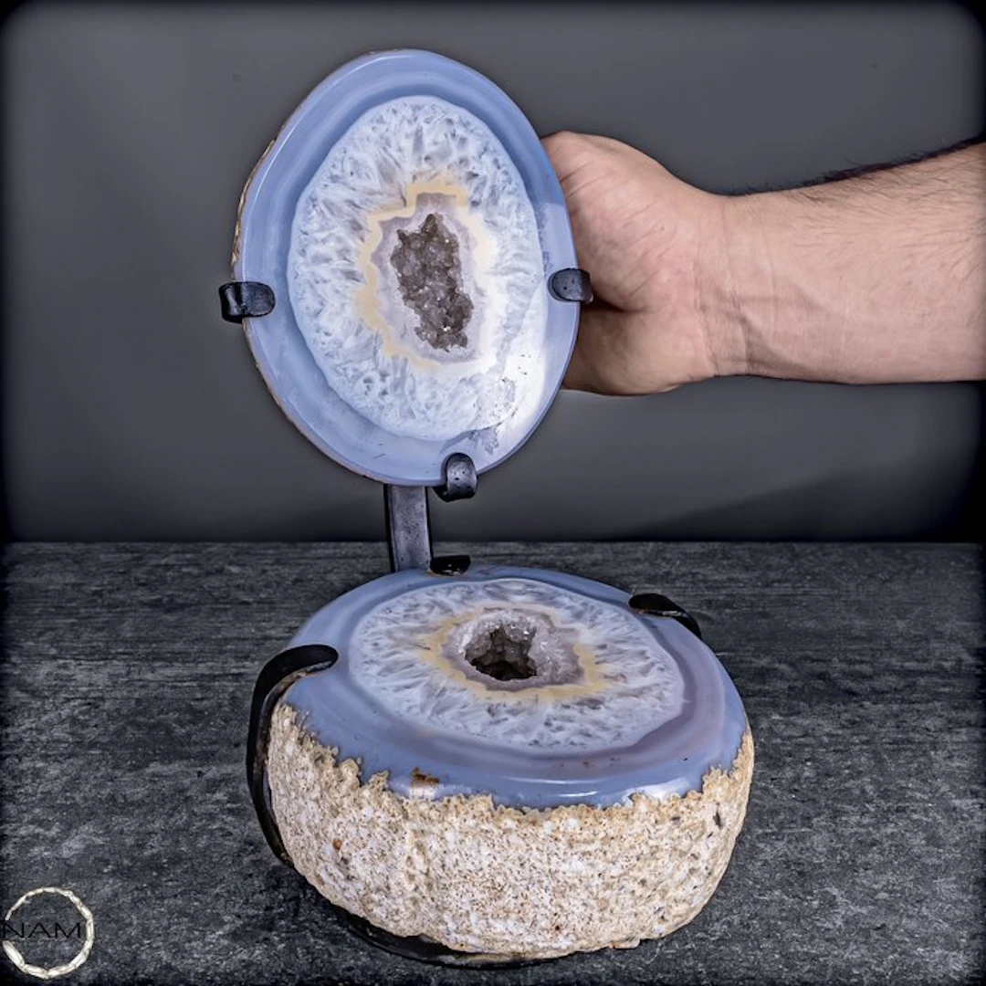 Agate-druzy jewelry box – A hidden crystal realm for...