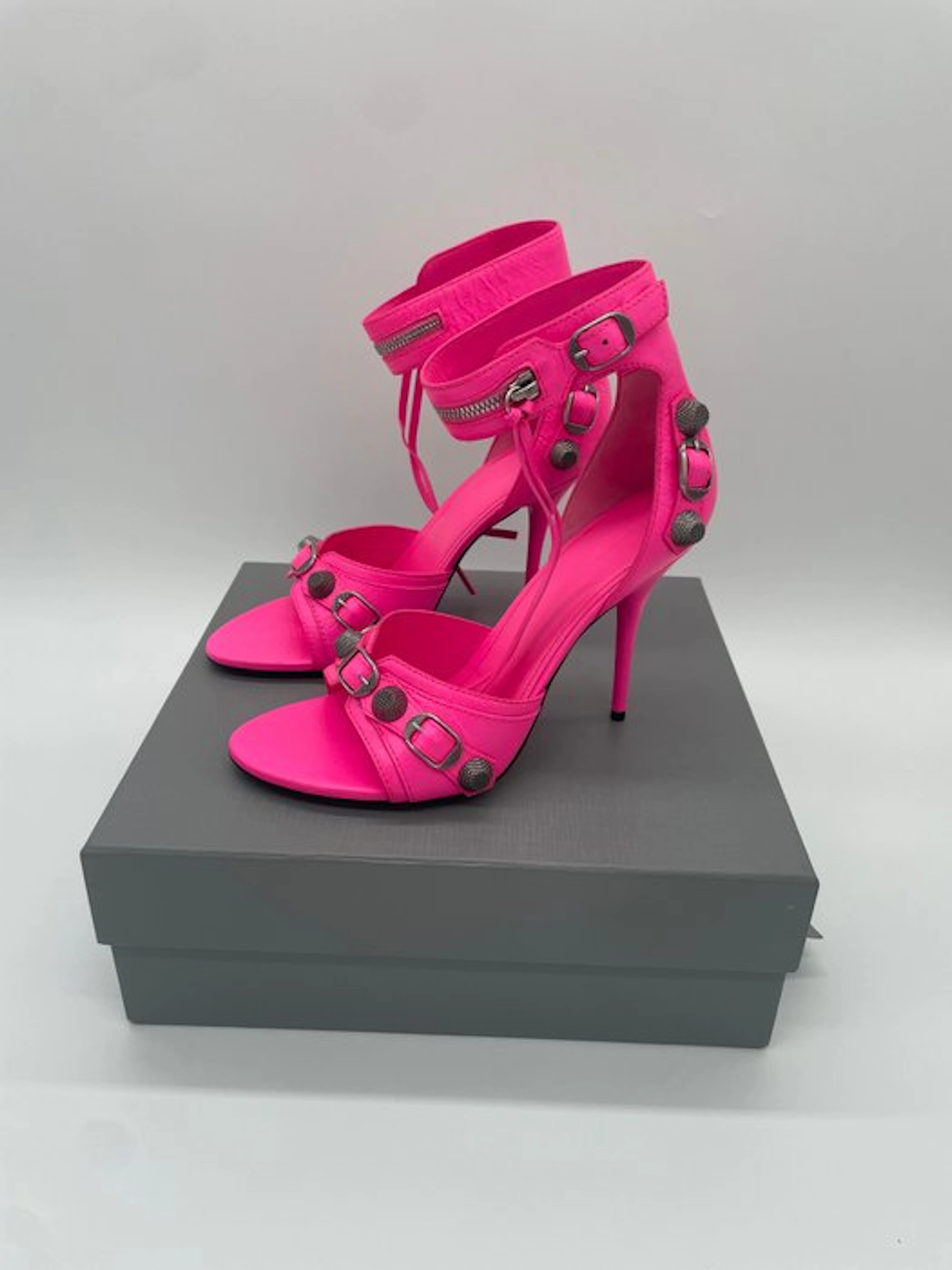 Balenciaga - Heeled shoes - Size: EU 40
