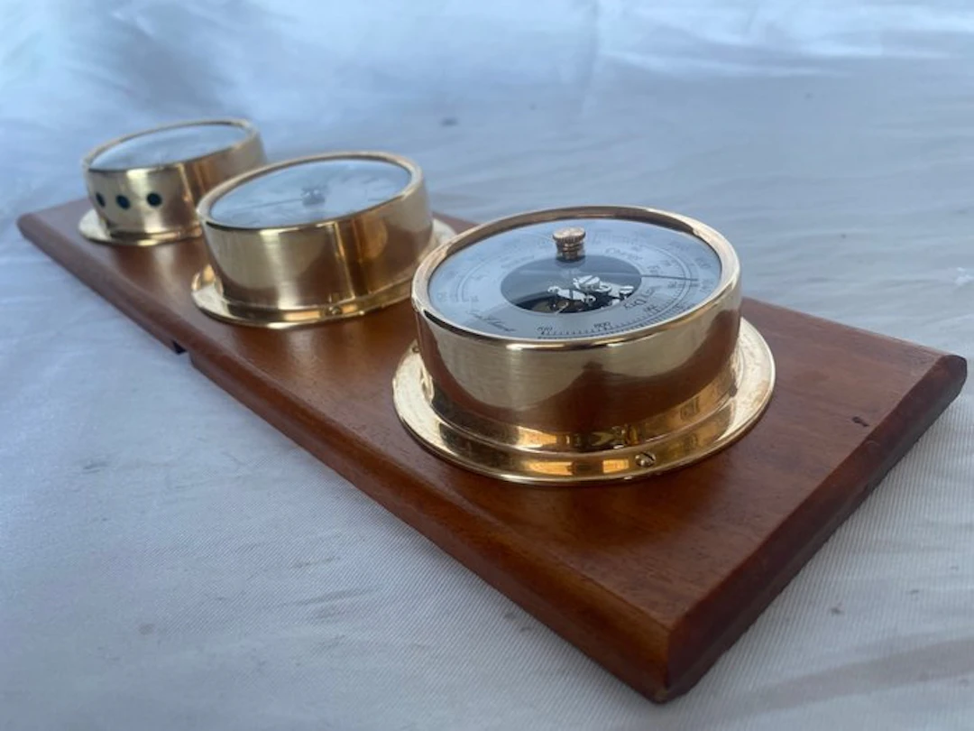 Maritime object - Vintage clock