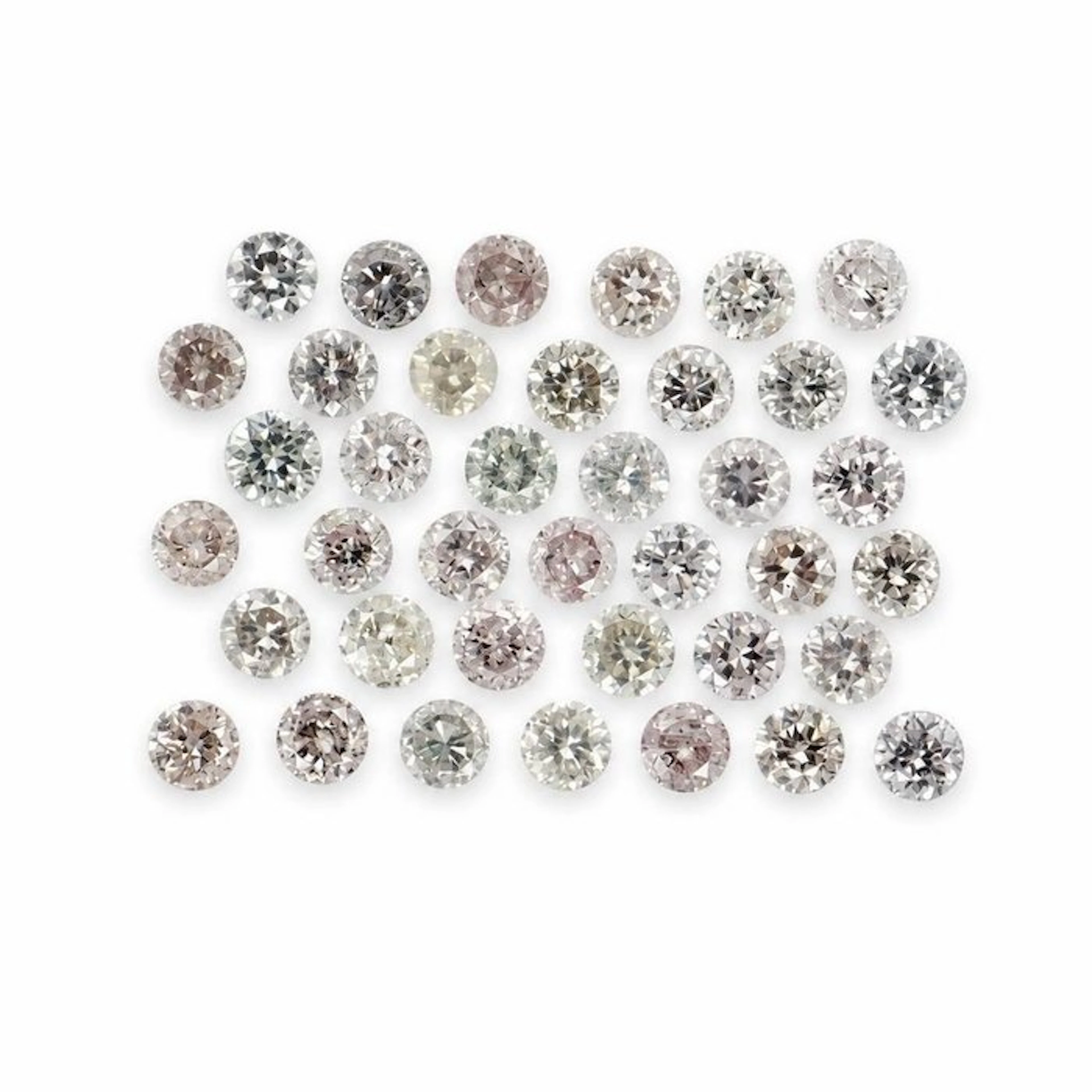 No reserve price - 39 pcs Diamond (Natural coloured)...
