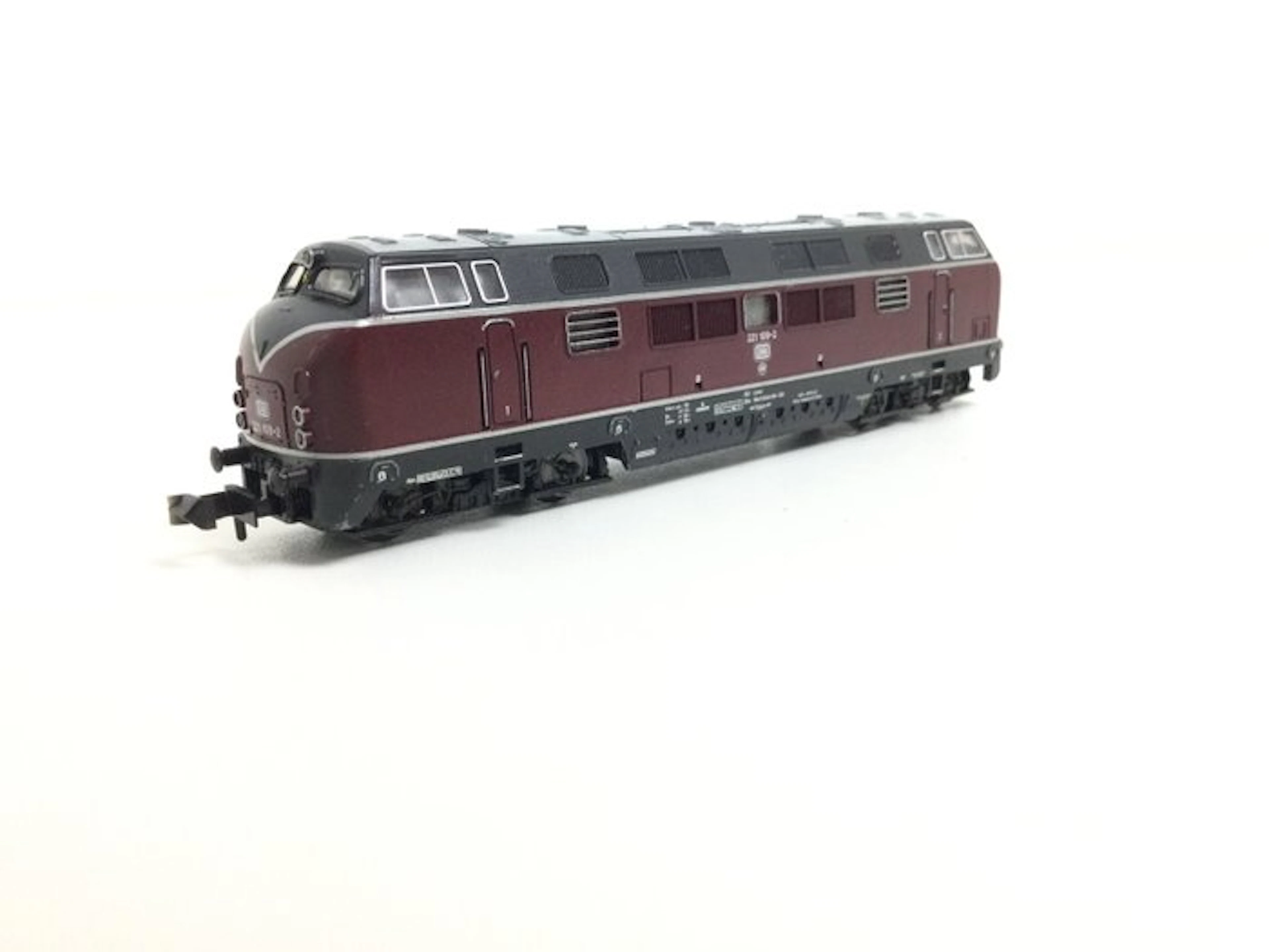 Minitrix N - 2061 - Diesel locomotive (1) - BR221 - DB