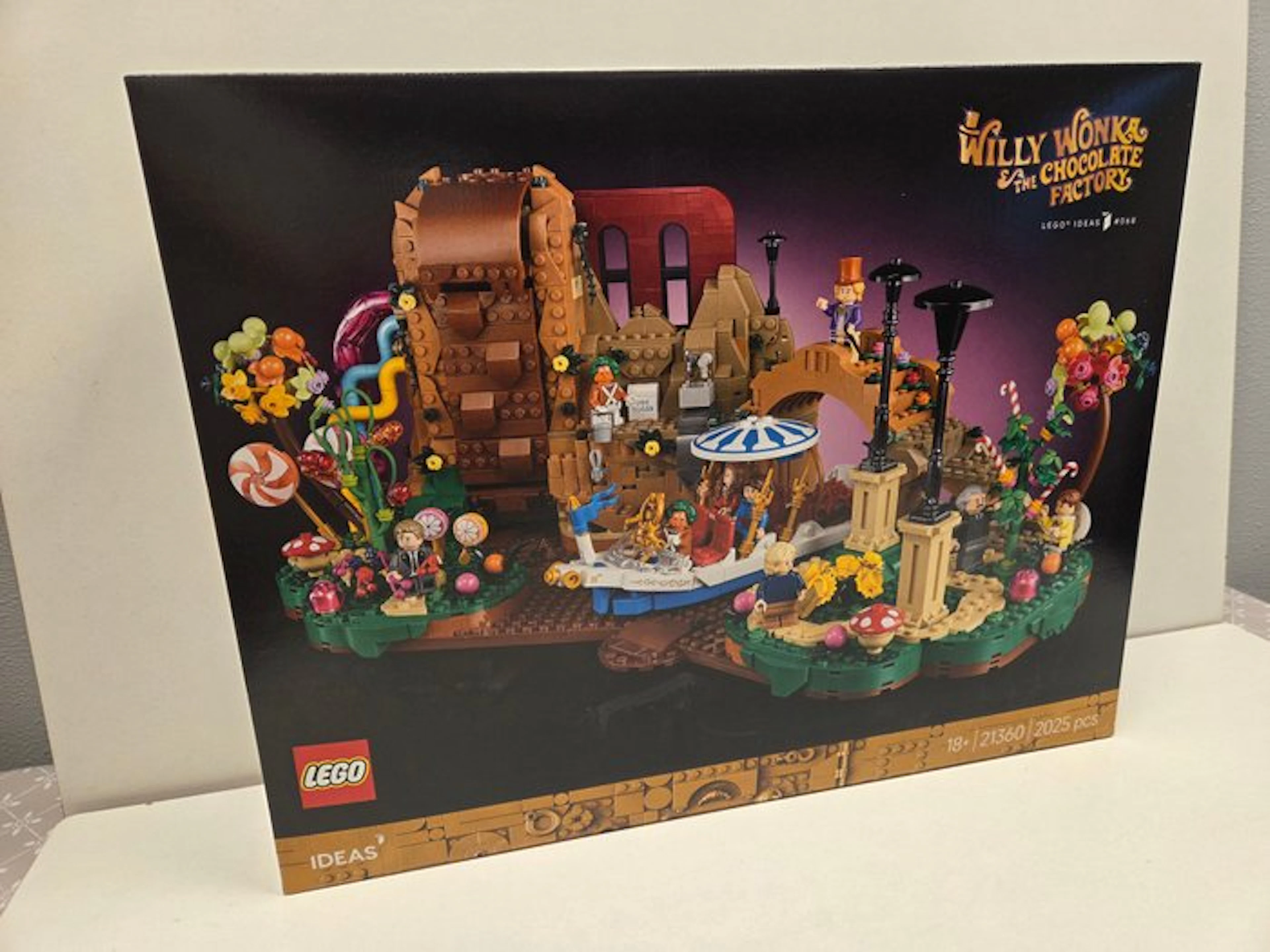 LEGO Set - 21360 - Ideas (CUUSOO) - Willy Wonka en de Chocoladefabriek 21360
