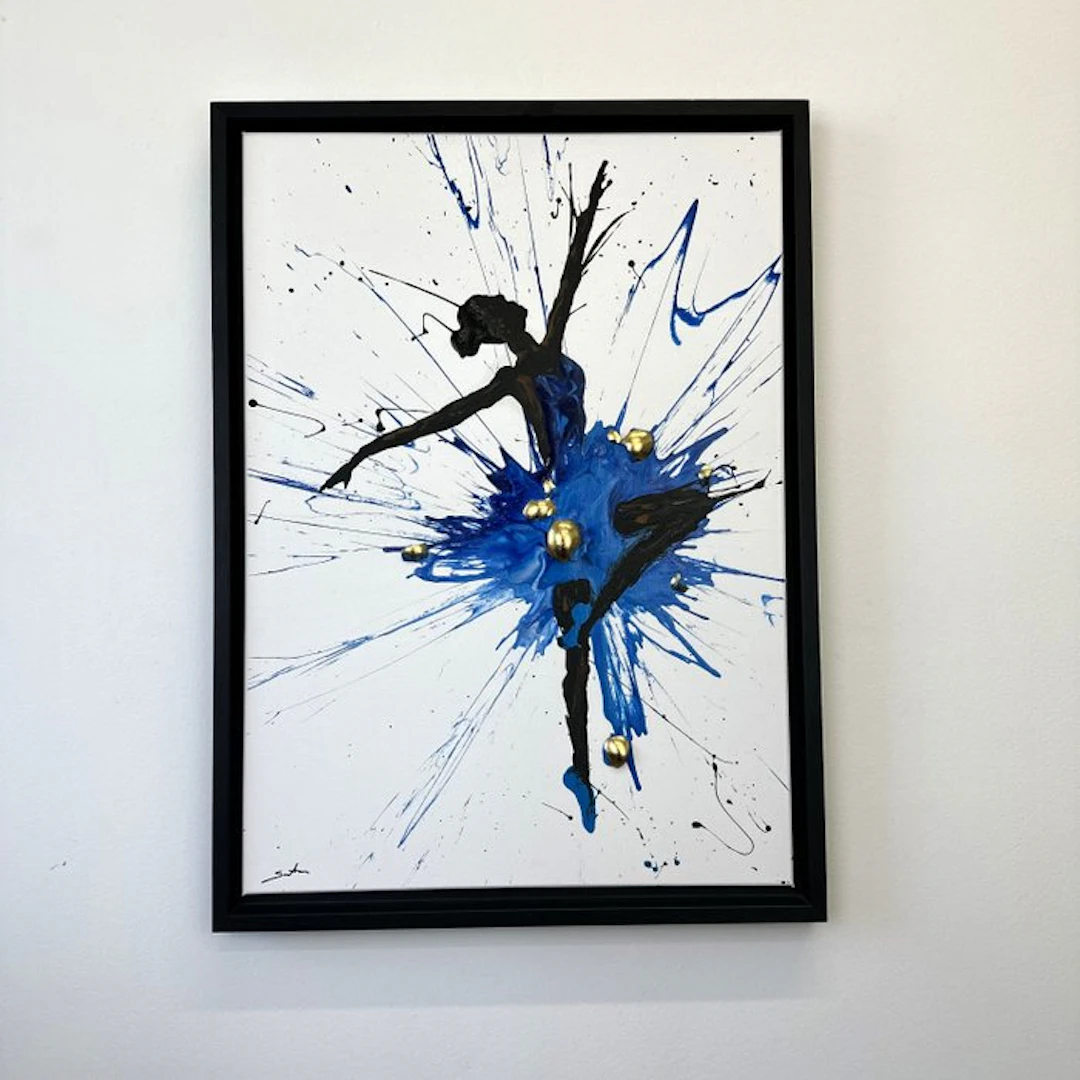 Santicri - From Chaos to Form, Dancer