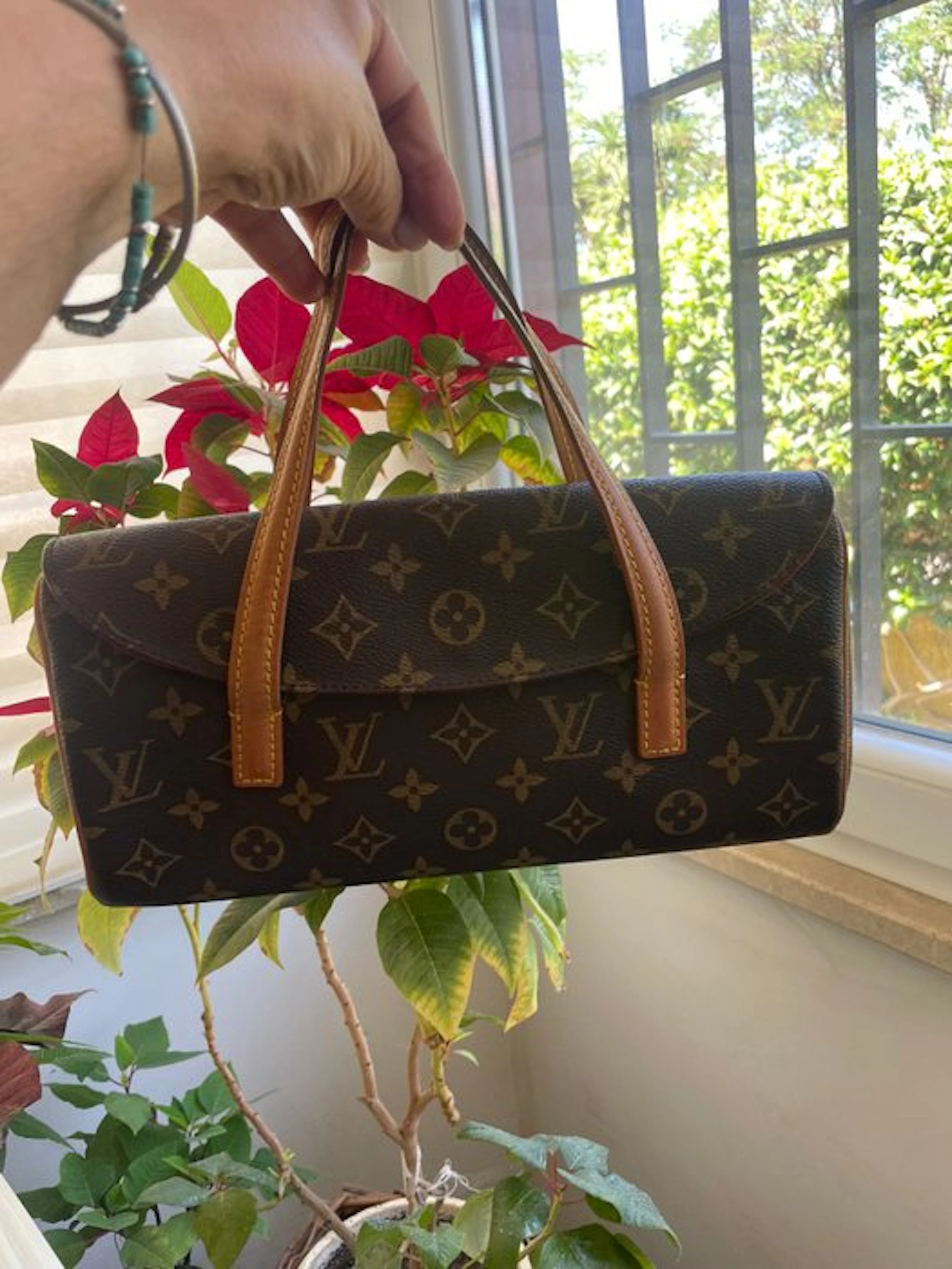 Louis Vuitton - sonatine - Handbag