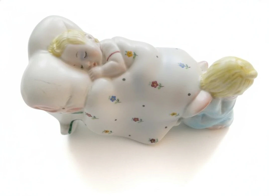 Lenci - Sculpture, Bambini a letto - 6 cm - terracotta collage