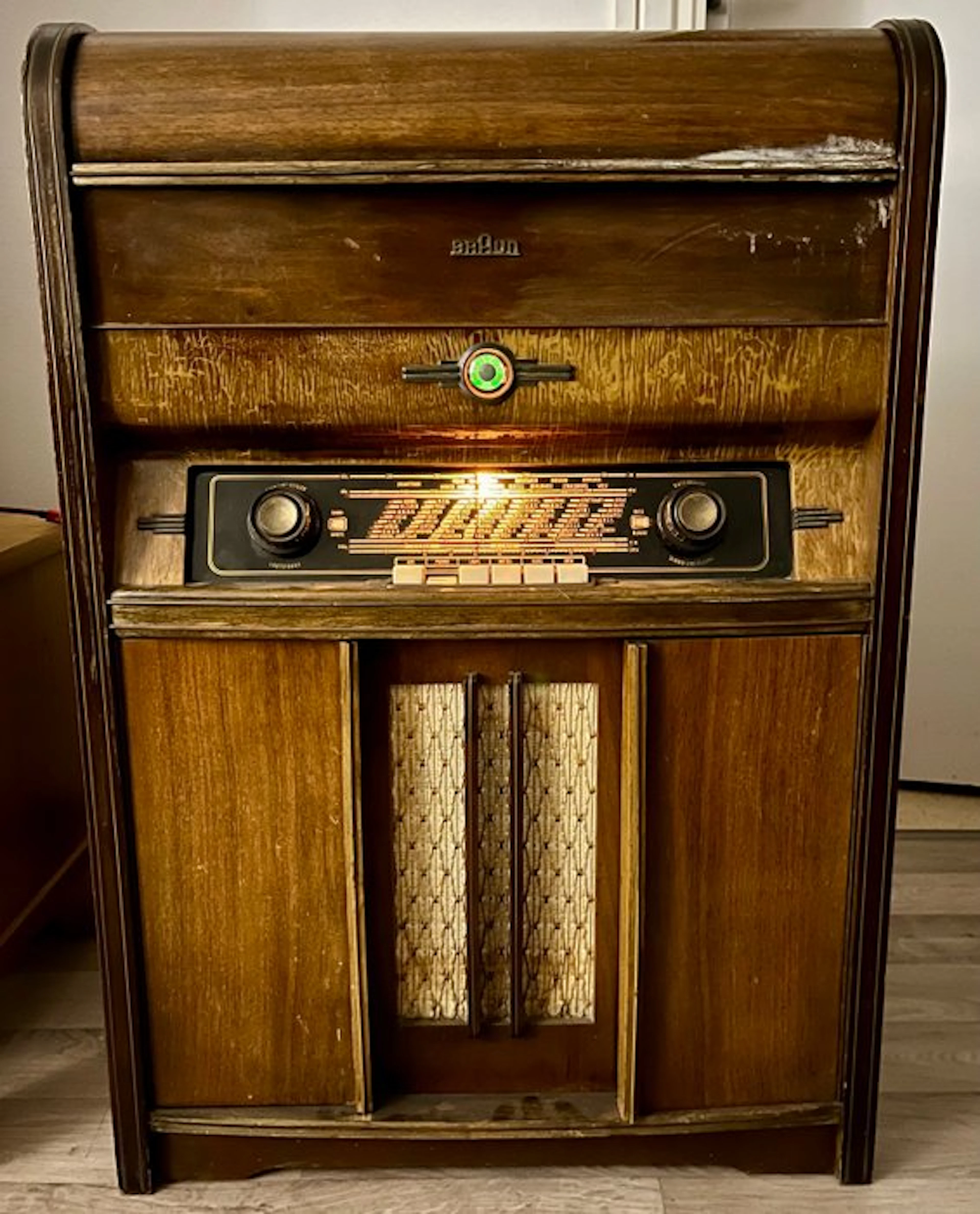 Braun - 333 UKW MT Radio