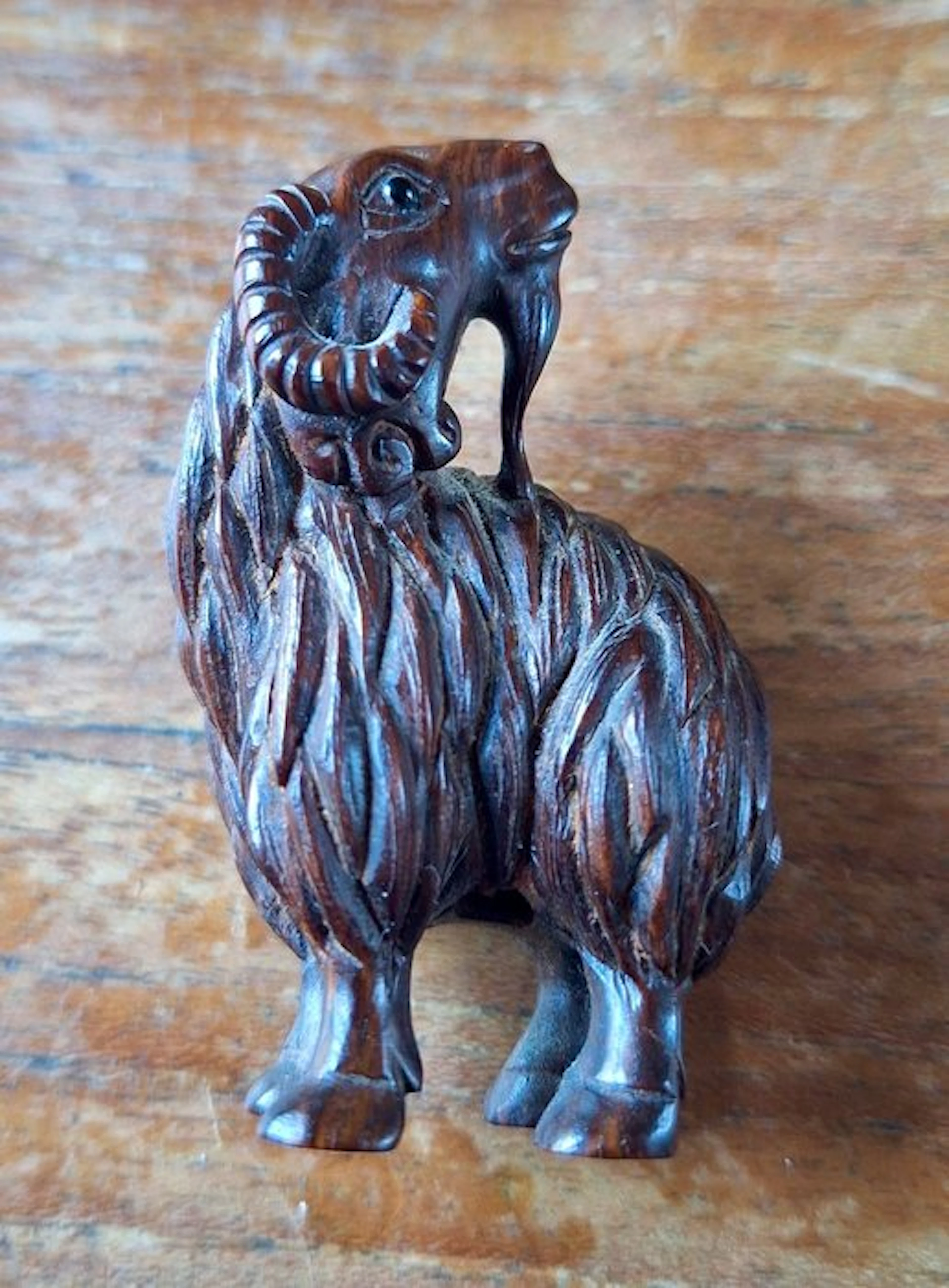 Wild goat - exotic wood - Japan - Shōwa period (1926-1989)