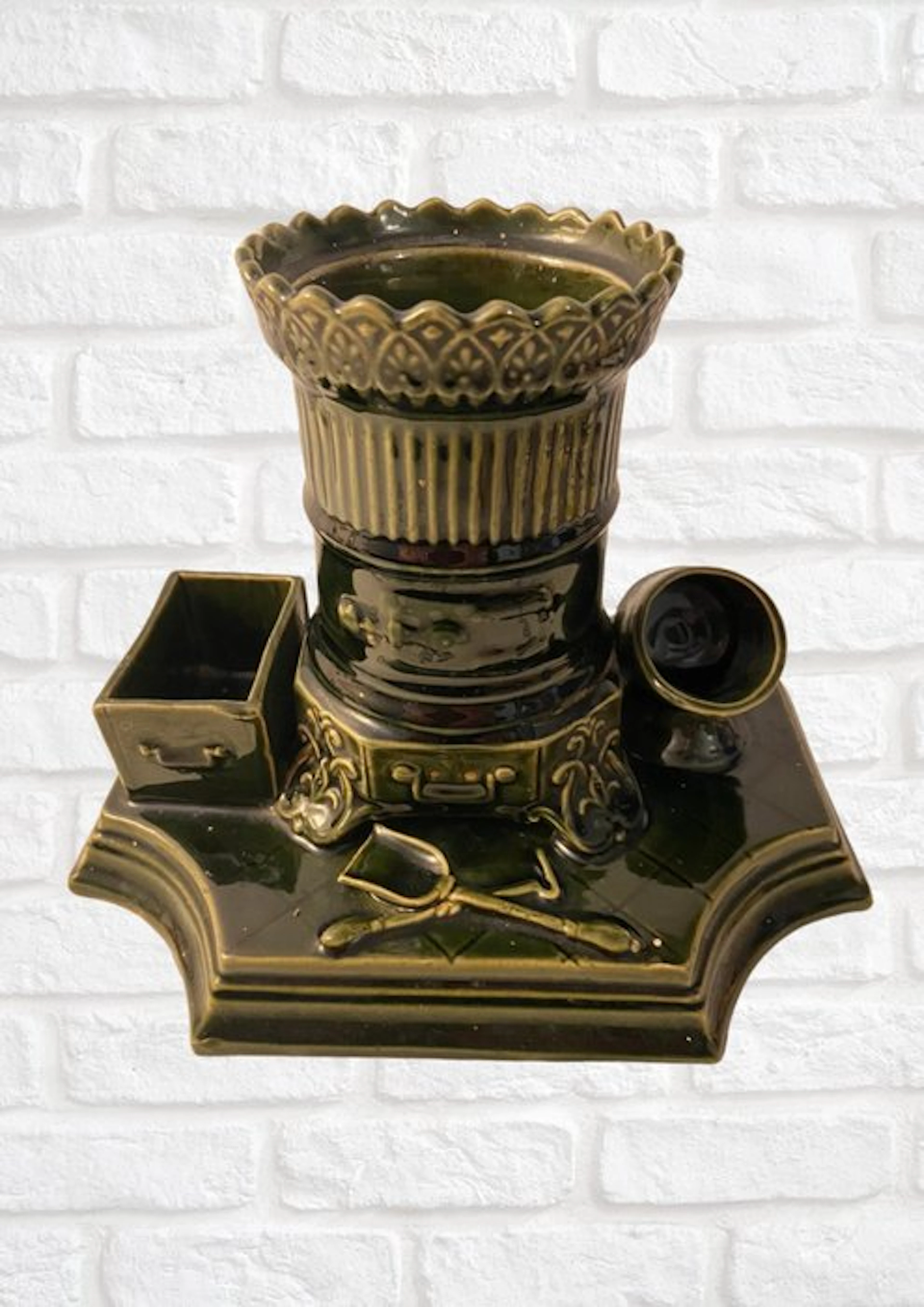 Eichwald - Centrepiece - Ceramic - Match striker