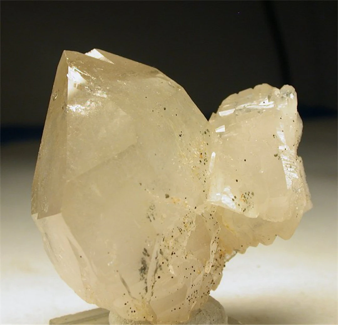 Quartz Crystal cluster - Height: 5 cm - Width: 4.5 cm- 80 g - (1)
