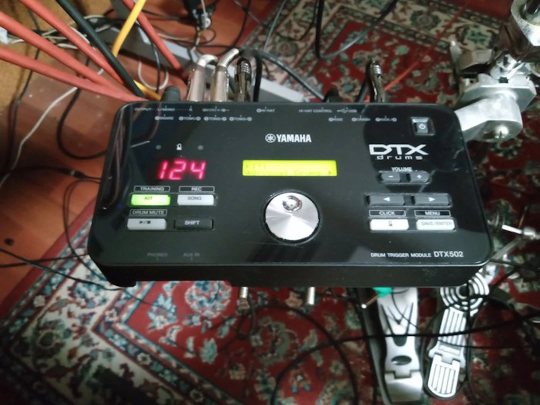 Yamaha - DTX 502 - Drum machine - Unknown
