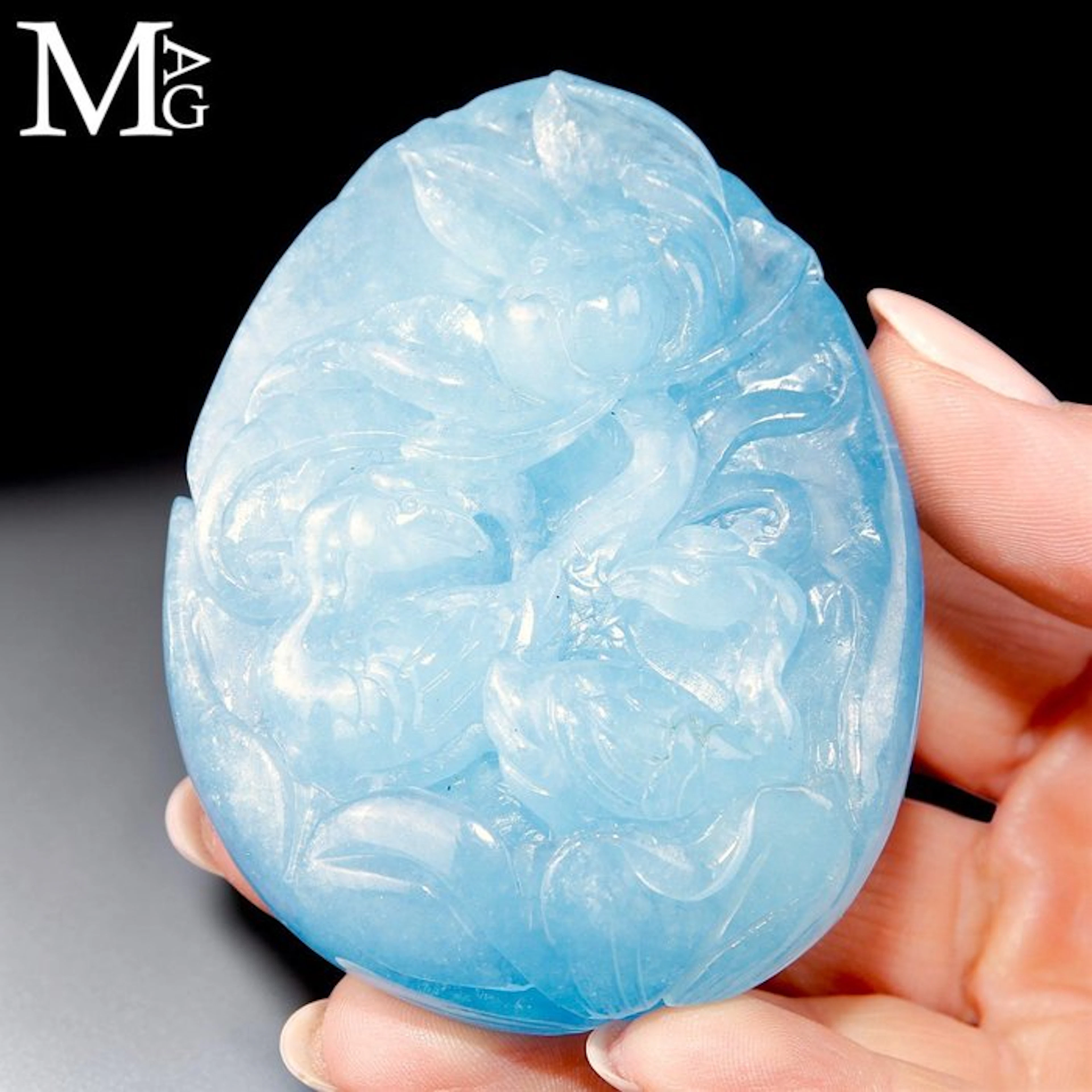 Exquisite Hand-Carved Natural Aquamarine - Graceful...