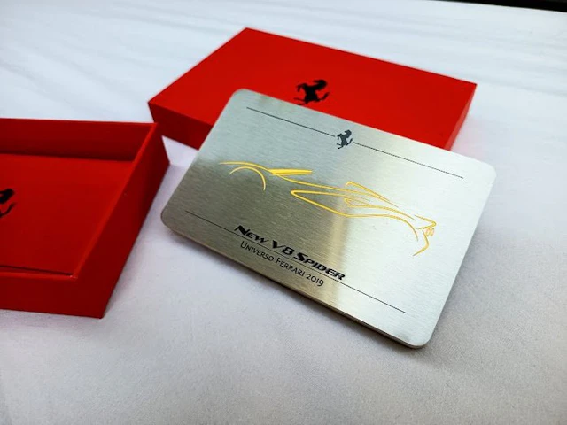 Emblem - Ferrari - Presse-papier Paperweight Collector...
