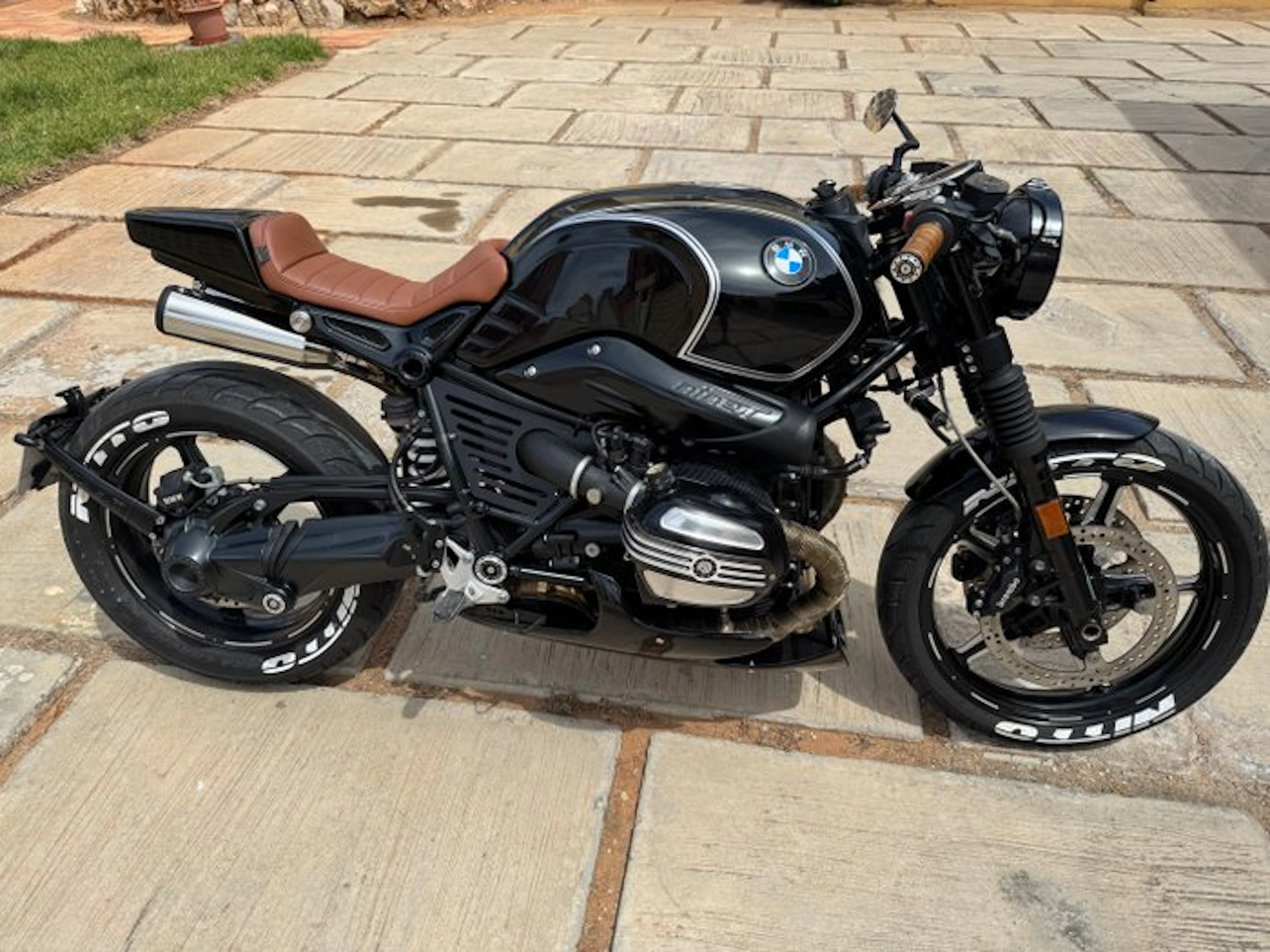 BMW - R NineT - Cafe' Racer - 1200 cc - 2017