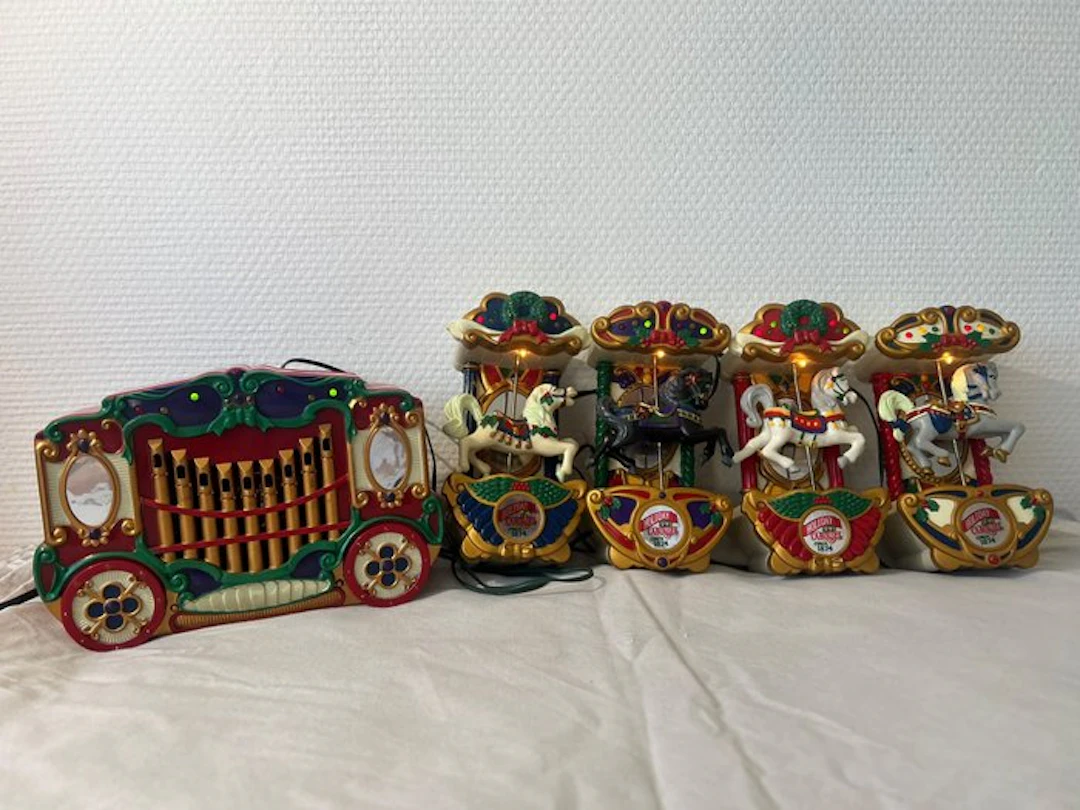 Christmas decoration - Rubber, Plastic, Bakelite