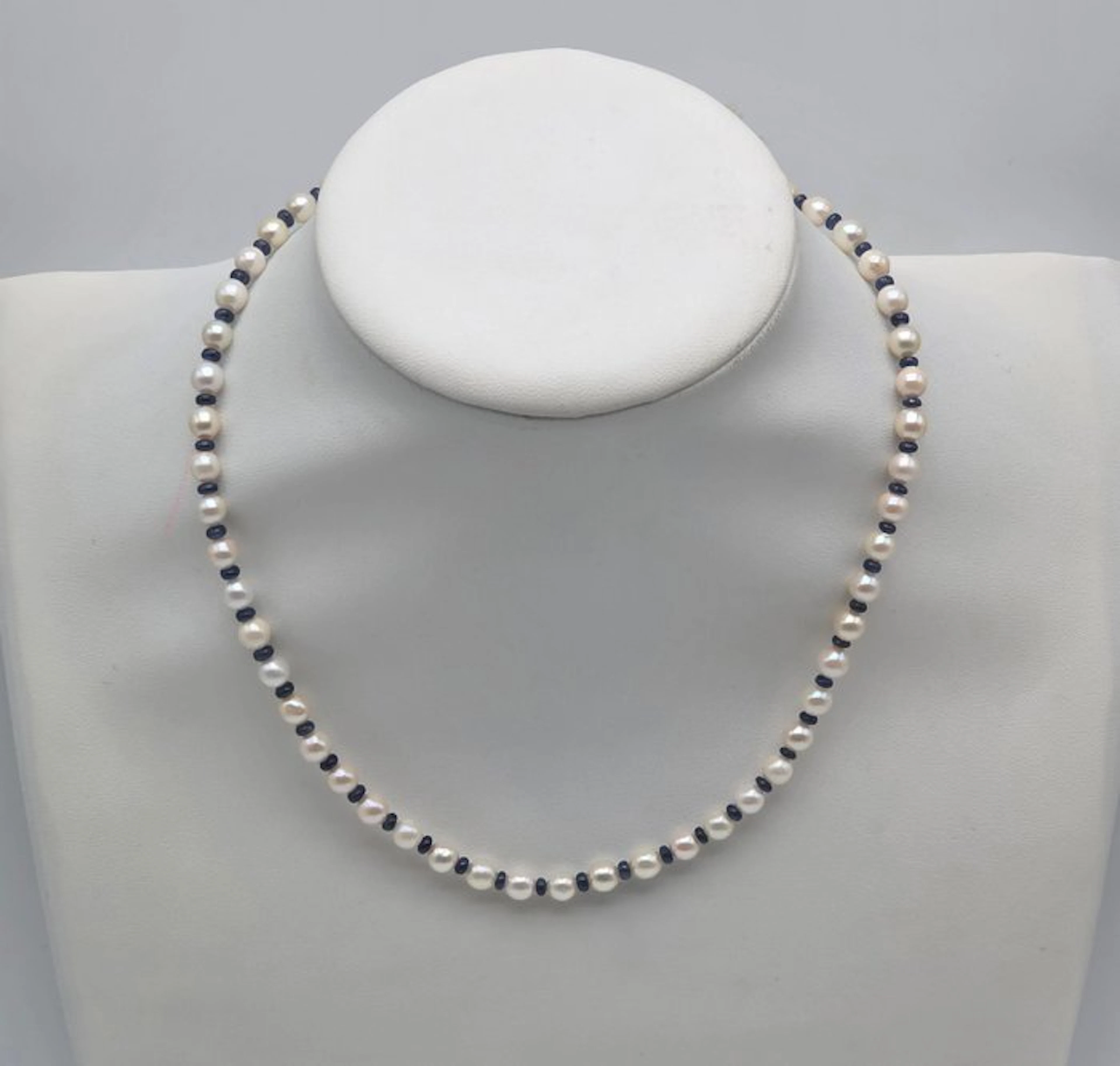 No reserve price - Necklace - 18 kt. Yellow gold Pearl - Sapphire
