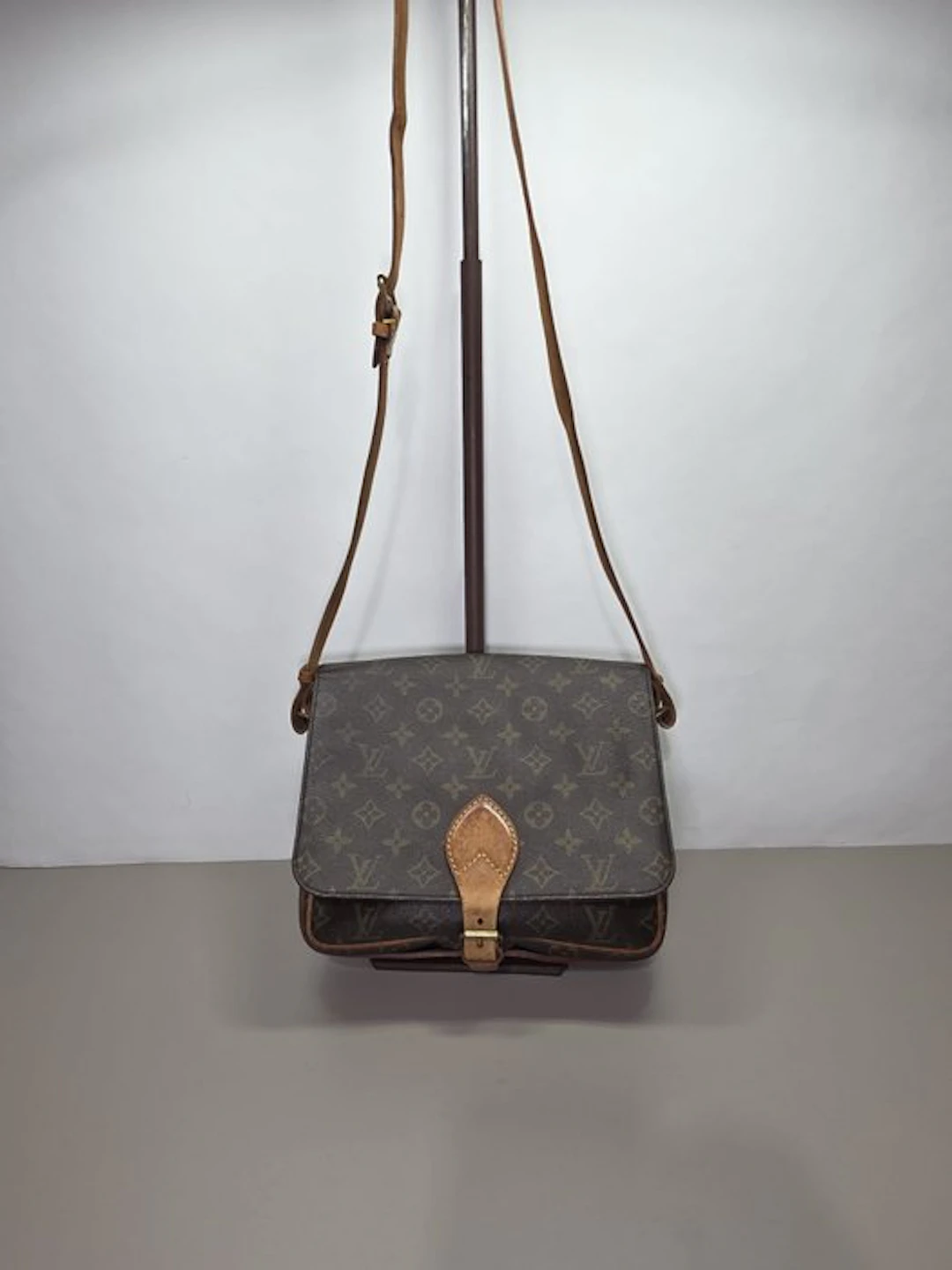 Louis Vuitton - Cartouchiére - Crossbody bag
