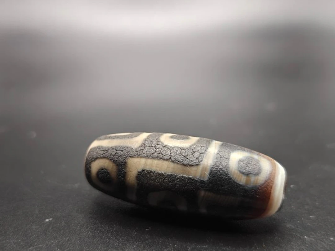 Very Old Tibetan Agate 9 Eyes Dzi - For Health