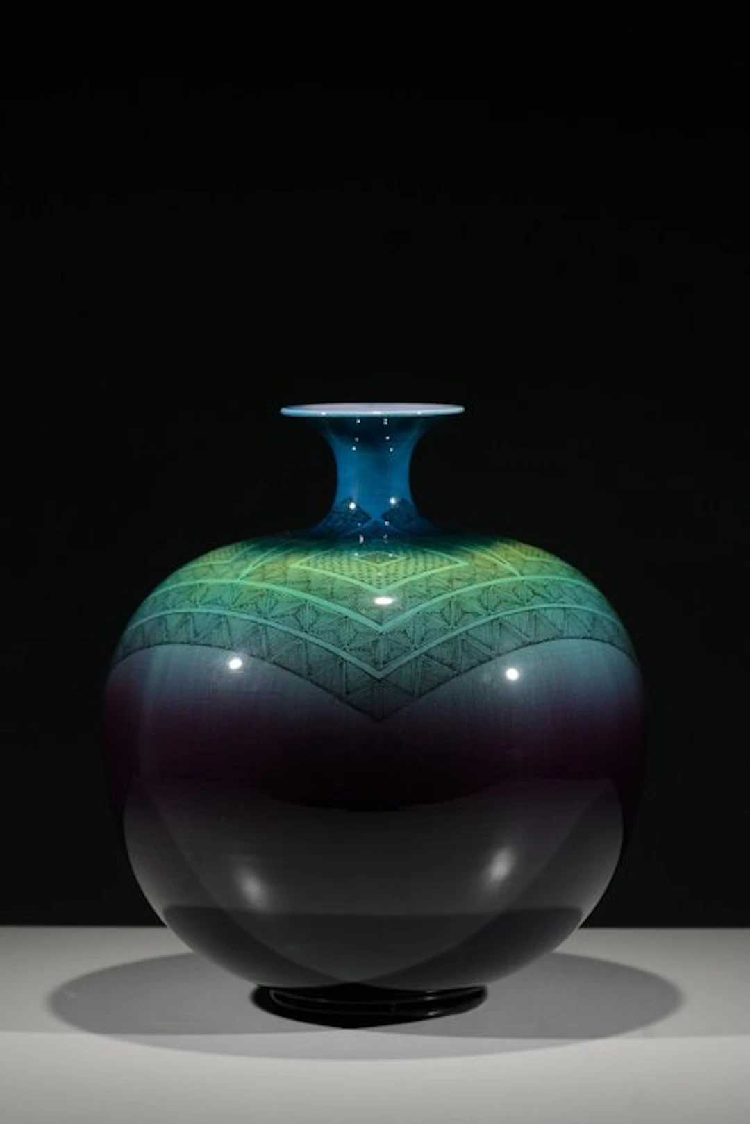 Vase - Porcelain