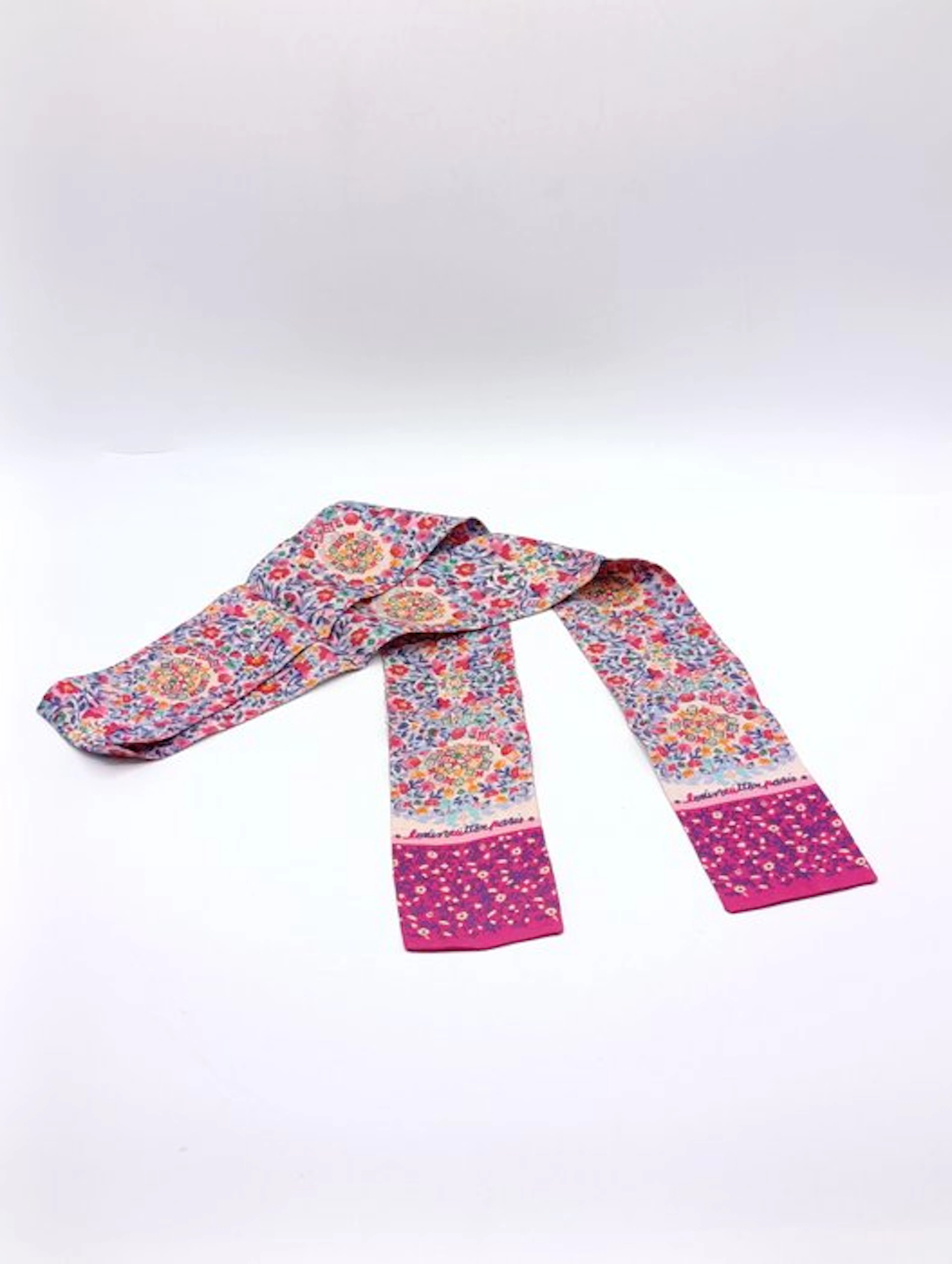 Louis Vuitton - Foulard