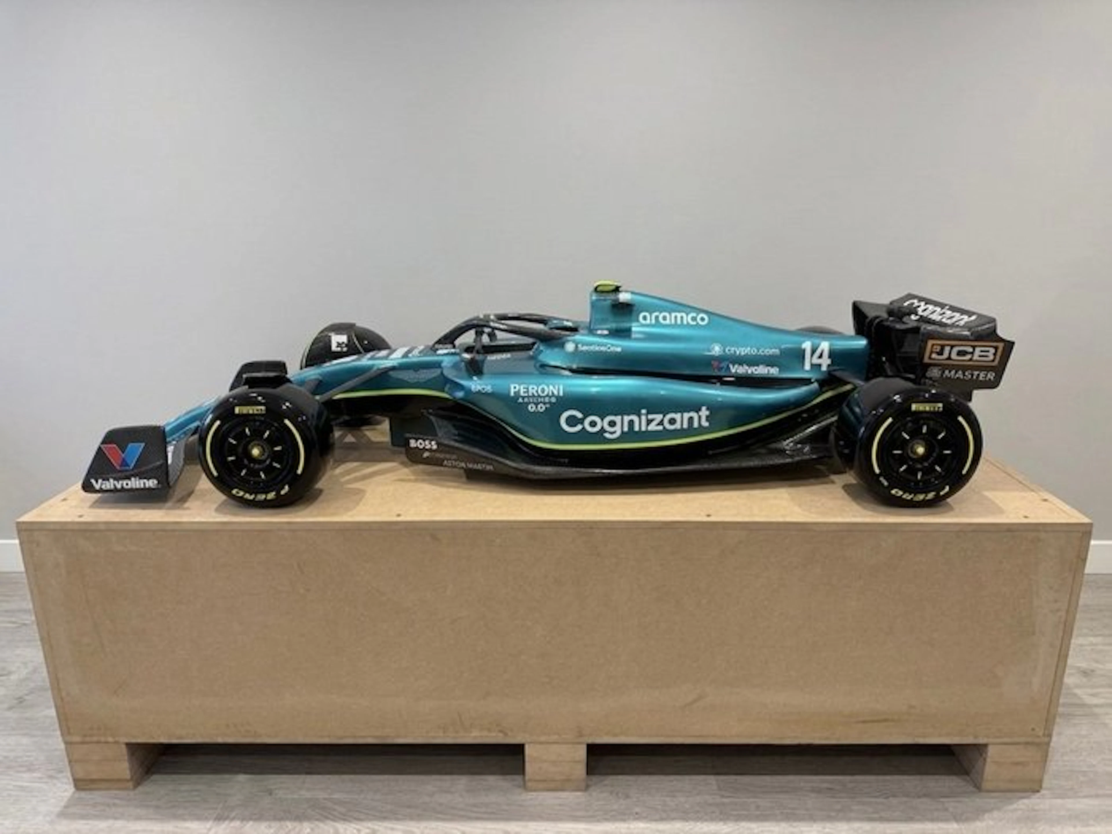 Javi_desing221 - Aston Martin AMR24 maqueta coche F1 #14