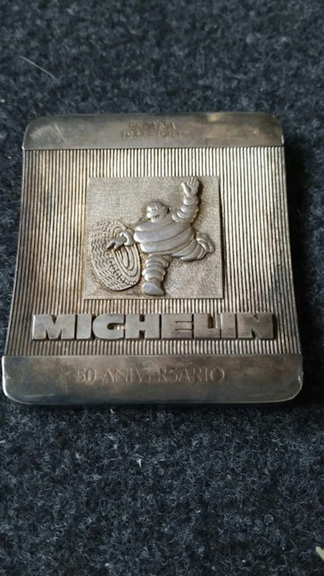 Badge - Michelin - placa 50 aniversario michelin - 1984
