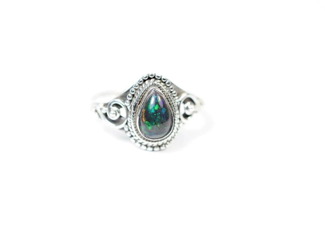 Black Chalama Opal Ring / Cabochon / new- 3.58 g - (1)