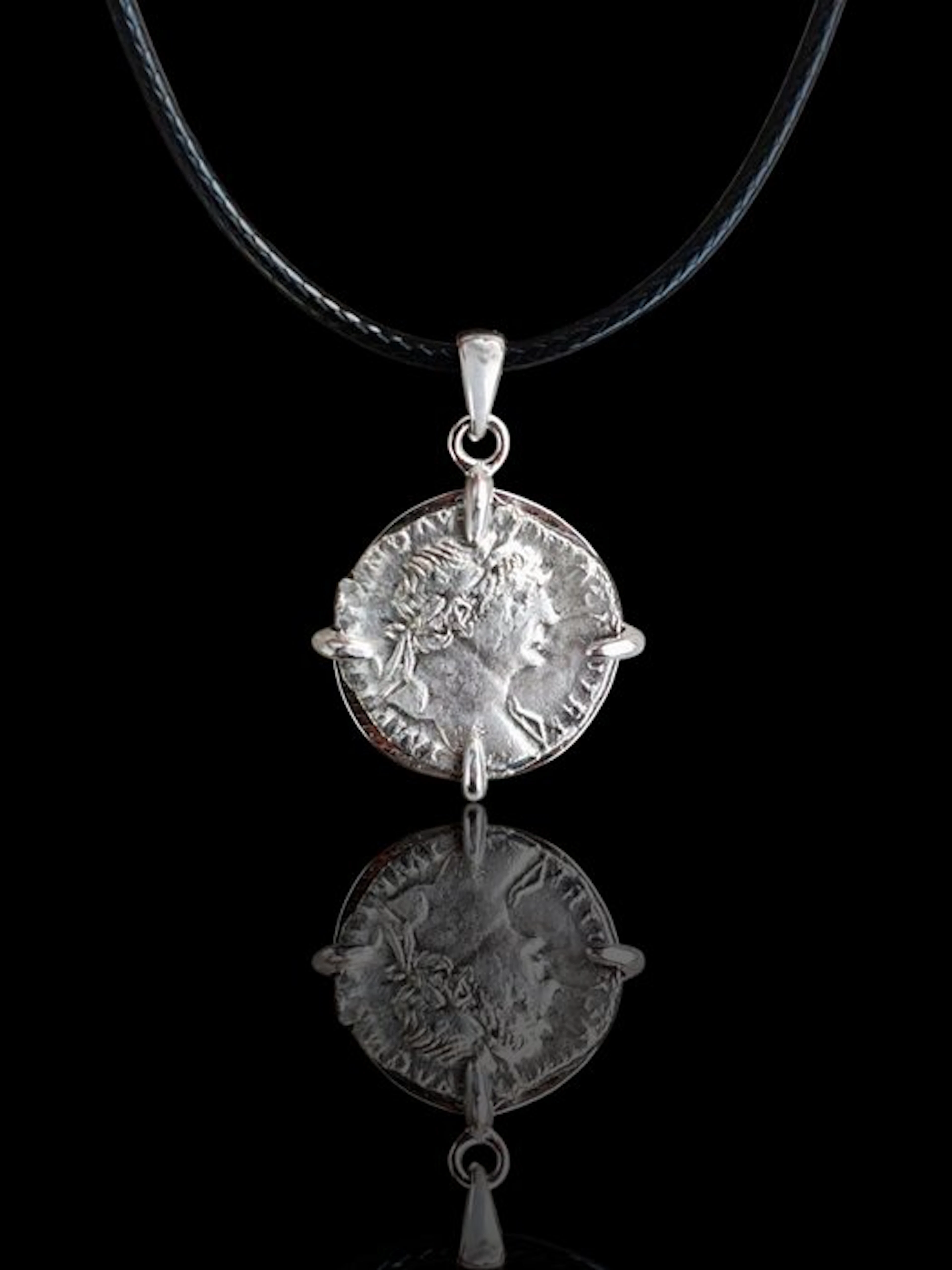 Ancient Roman Silver Coin pendant - Denarius, Emperor Trajan (No reserve price)