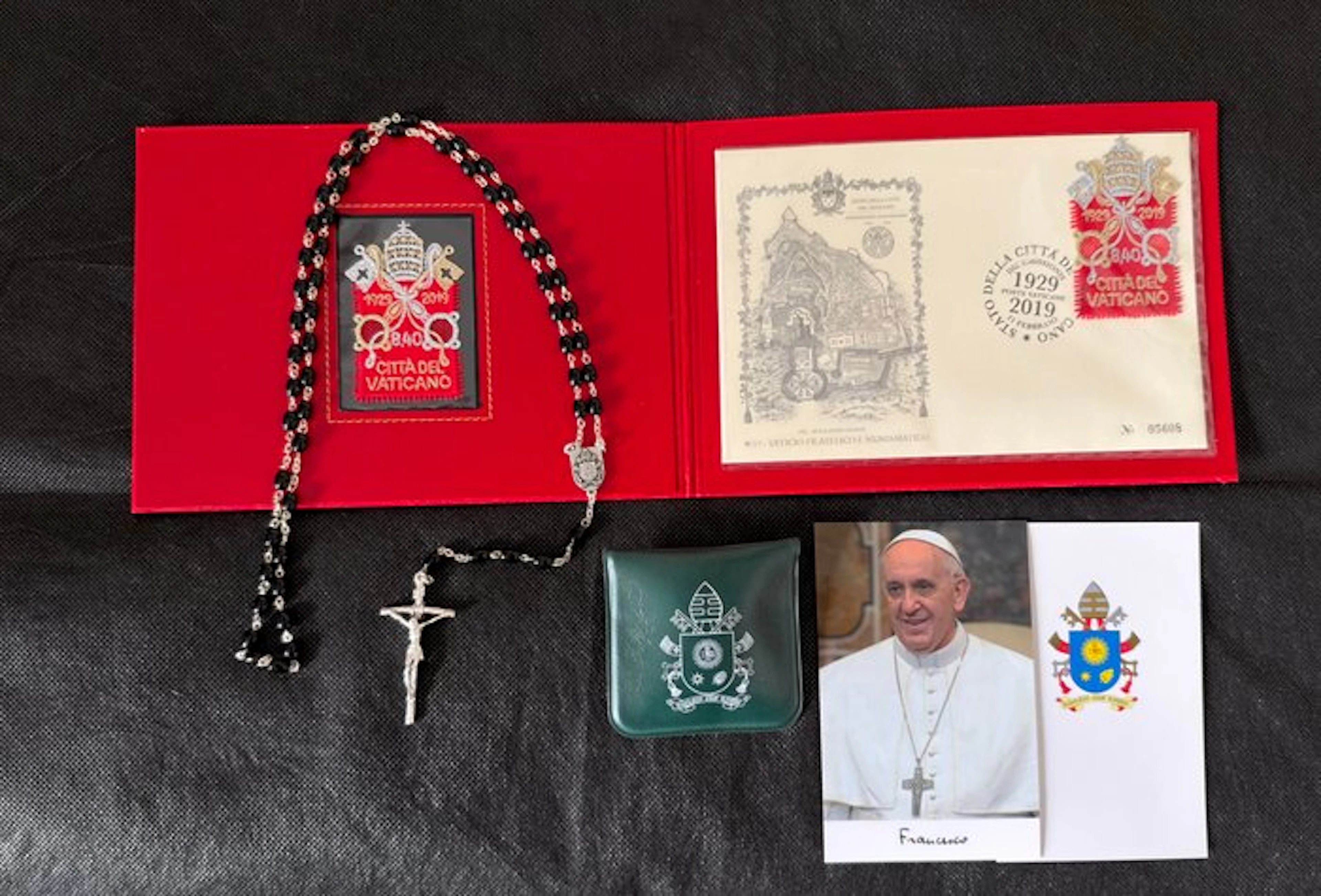 Rosary - Metal, Onyx, Vatican Stamp Folder - 2010-2020 - Pope Francis