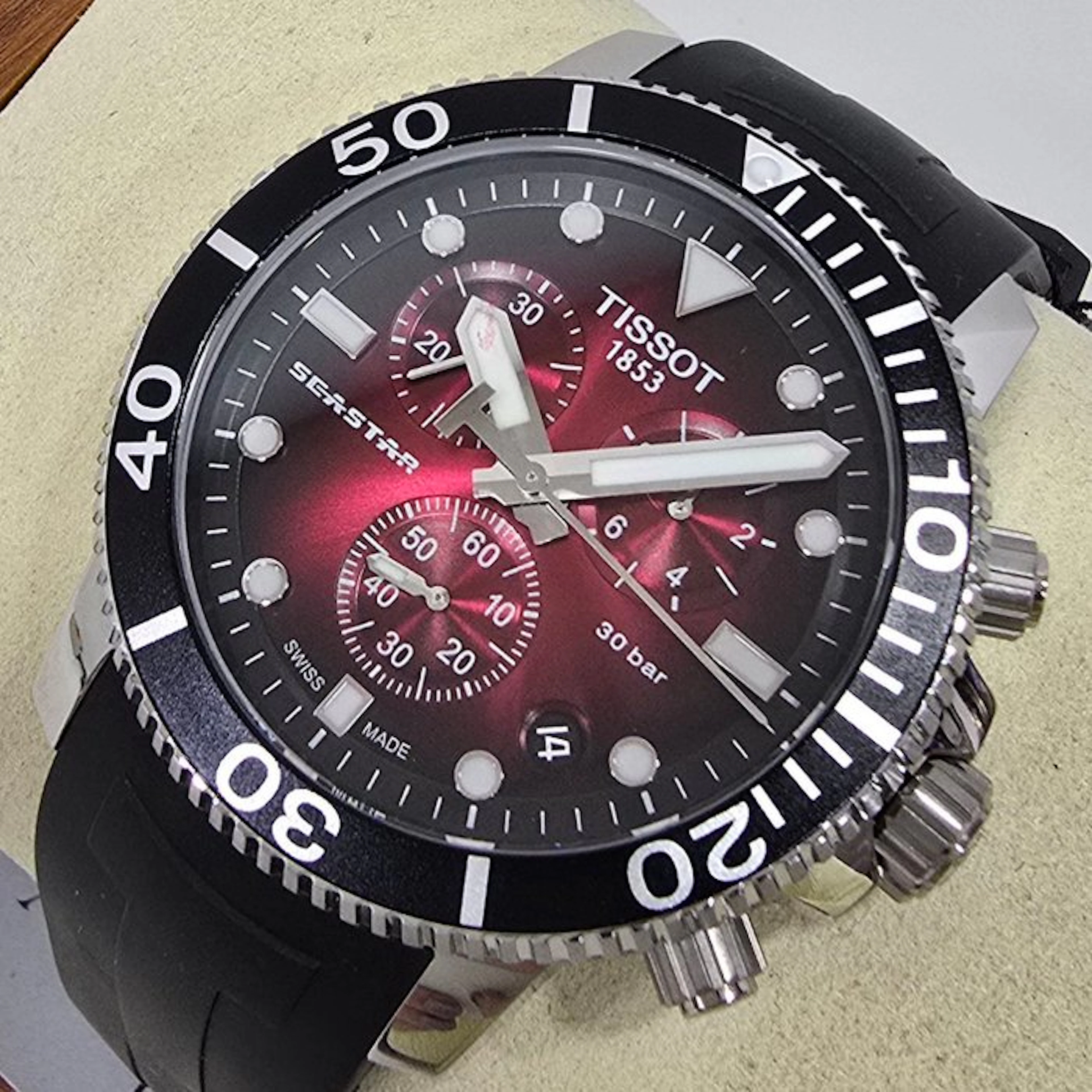 Tissot - Seastar 1000 Chronograph - No reserve price...