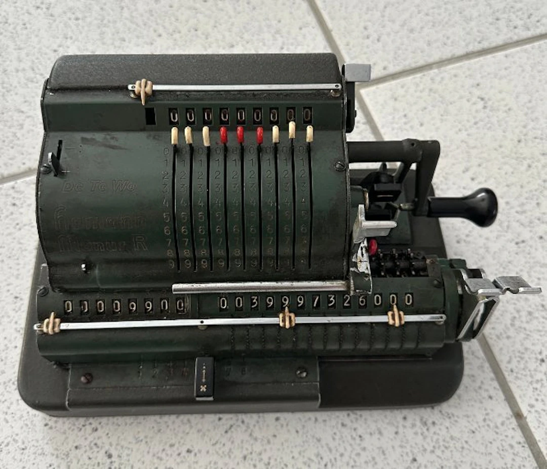 Hamann Manus R - Typewriter - 1950-1960
