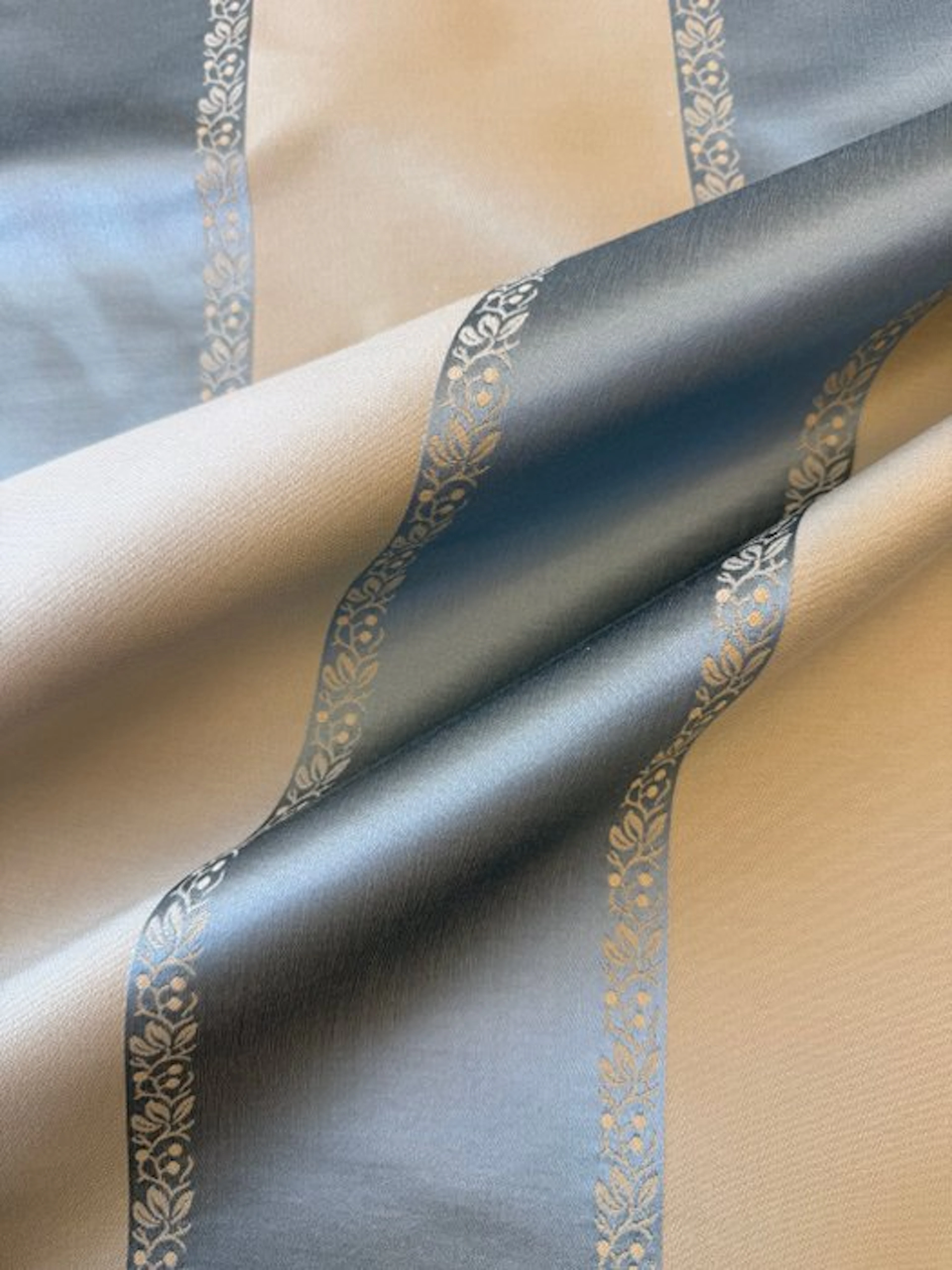 1733★Italian Luxury ★Regency jacquard striped in powder blue
