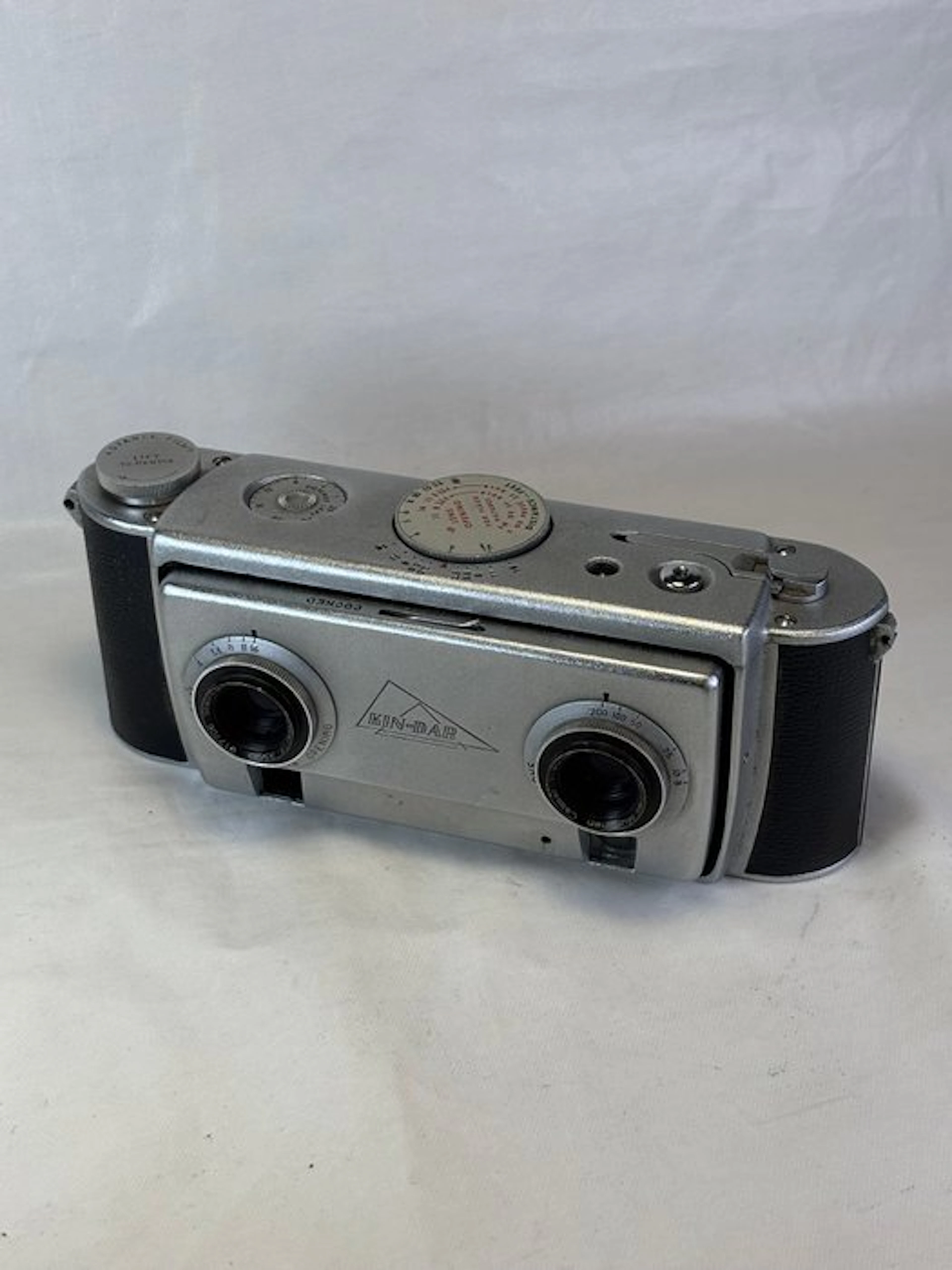 Kinder Co. Kin- Dar stereo camera 1954 Stereo camera