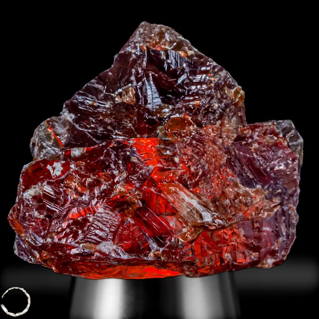 Natural sphalerite rough specimen – translucent crystal...
