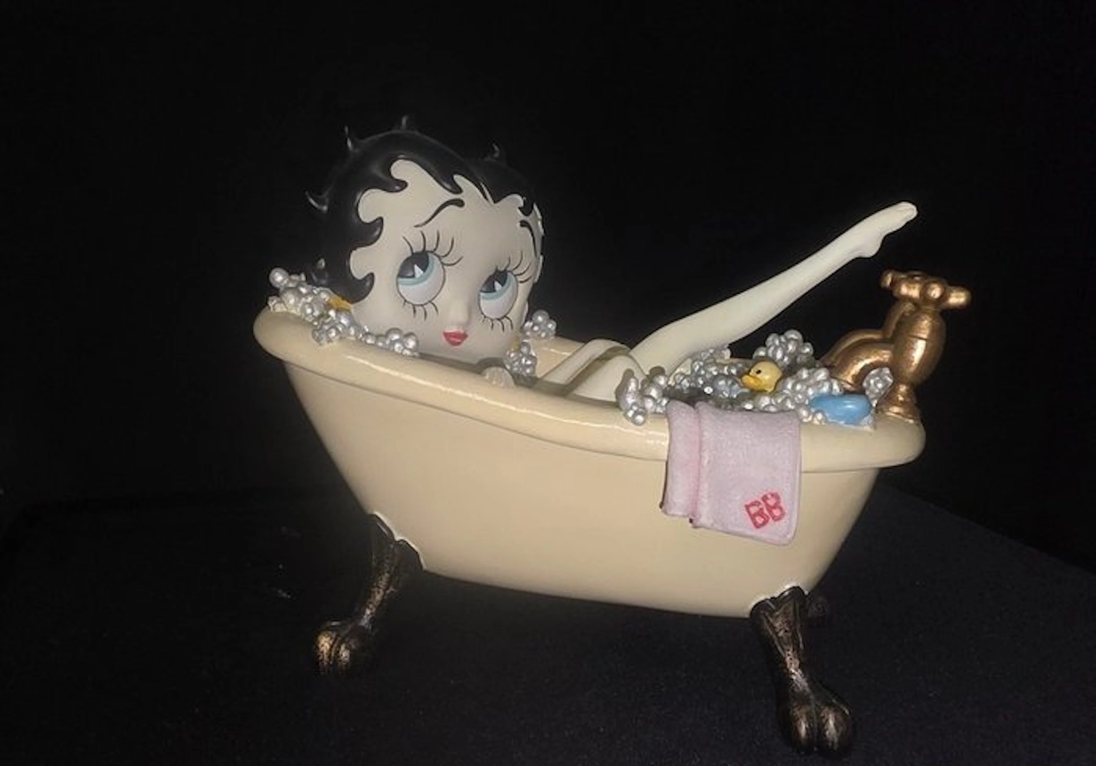 King Features Syndicate - Figurine - Betty Boop In Bath...